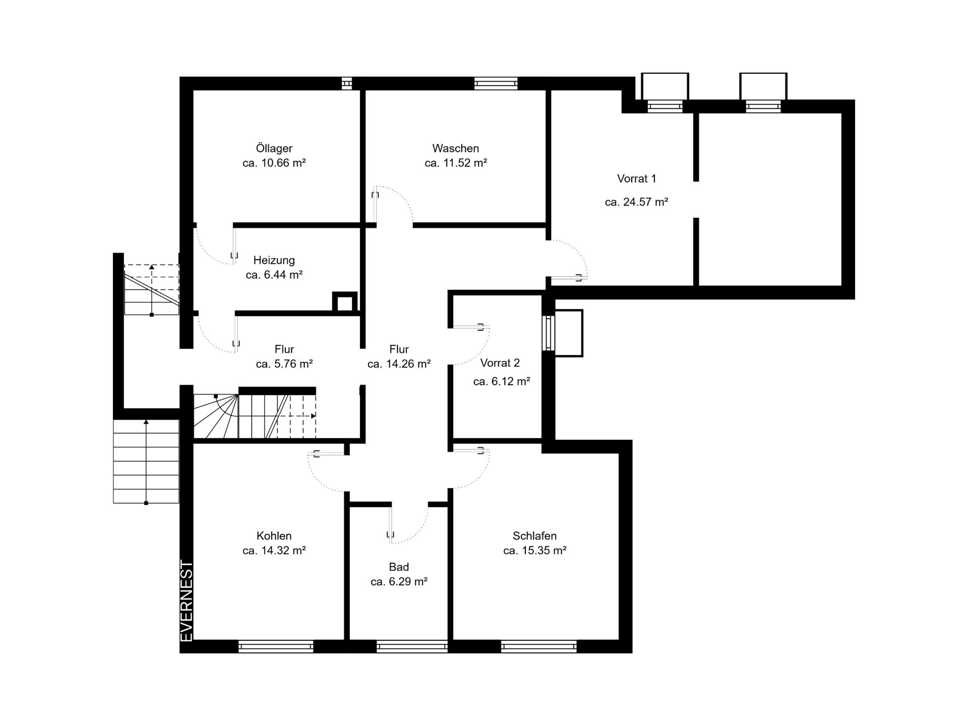 Grundriss eines Hauses mit Räumen wie Schlafzimmer, Bad, Kohlenkeller, Waschküche und Vorratsräumen.