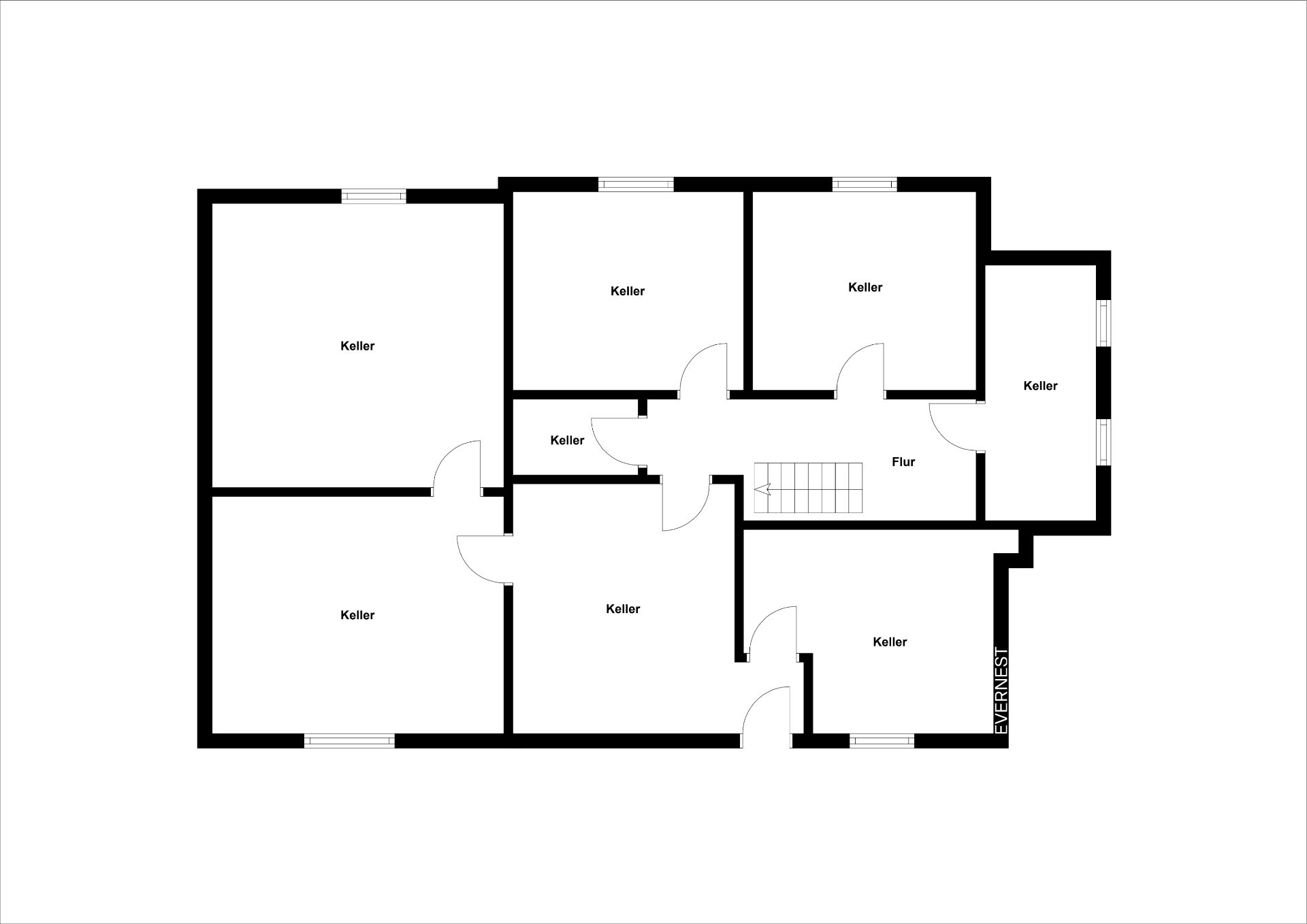 Grundriss mit mehreren als Keller beschrifteten Räumen und einem Flur in der Mitte.
