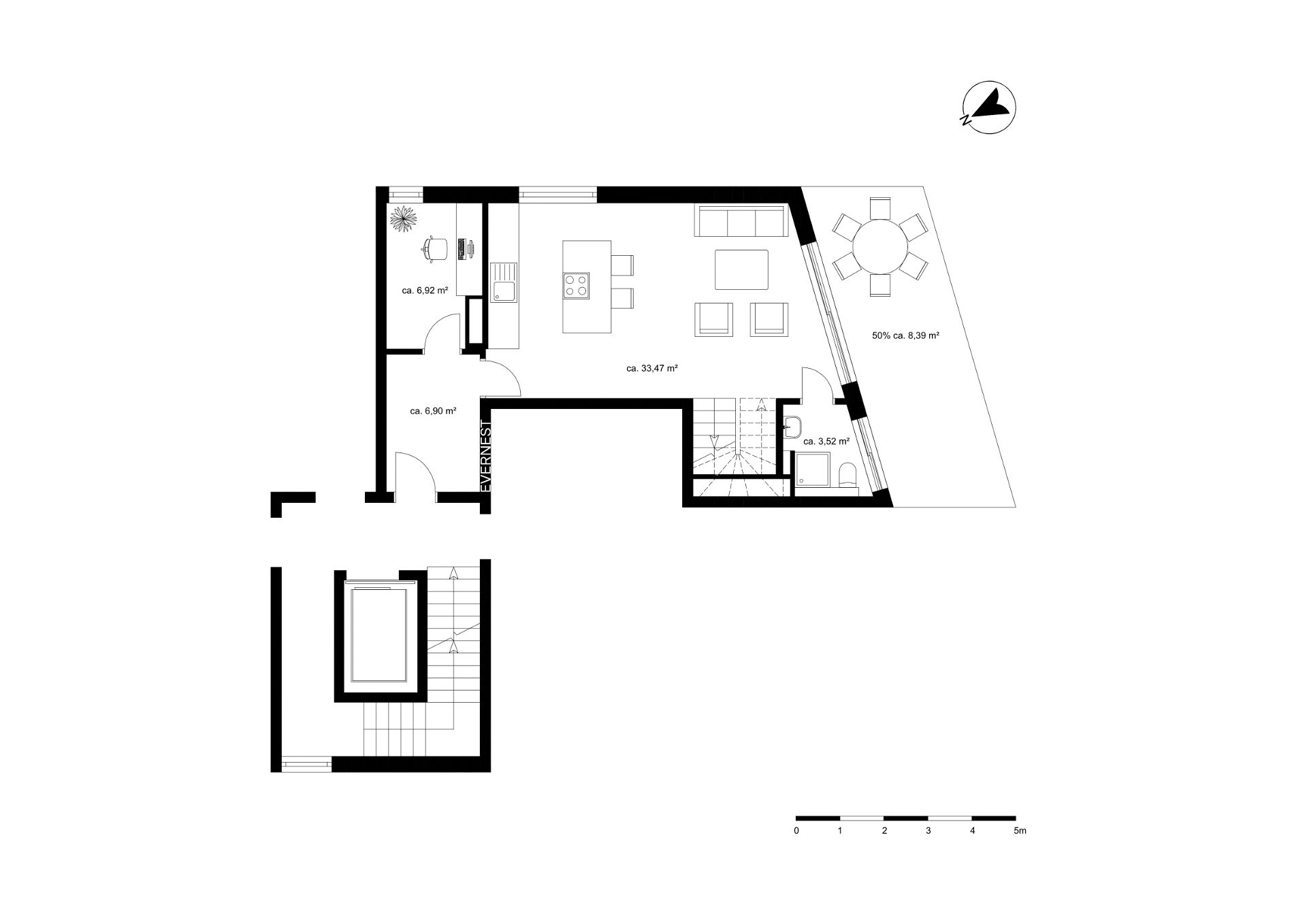 Grundriss einer Wohnung mit Wohnzimmer, Küche, Bad, zwei kleinen Zimmern und Terrasse.
