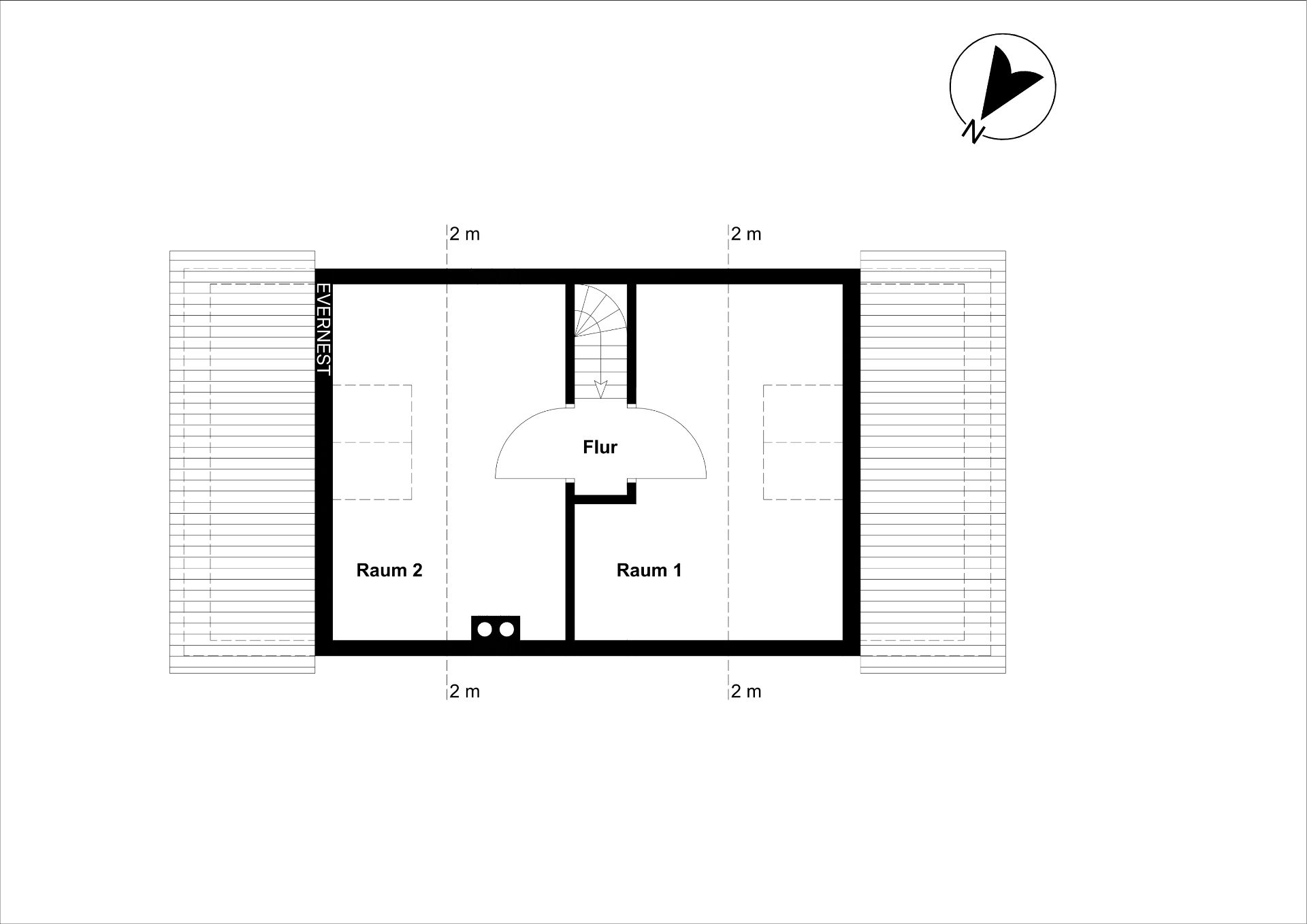 Grundriss mit zwei Räumen und einem Flur, Treppe in der Mitte, Maße eingezeichnet.
