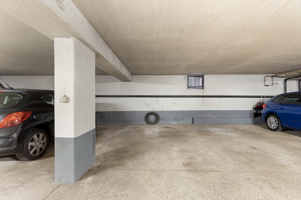 Tiefgaragenstellplatz