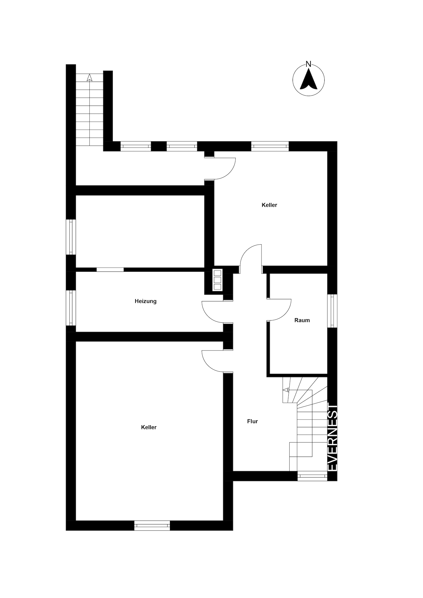 Grundriss eines Kellers mit Heizung, Flur, zwei Kellerräumen und weiterem Raum.