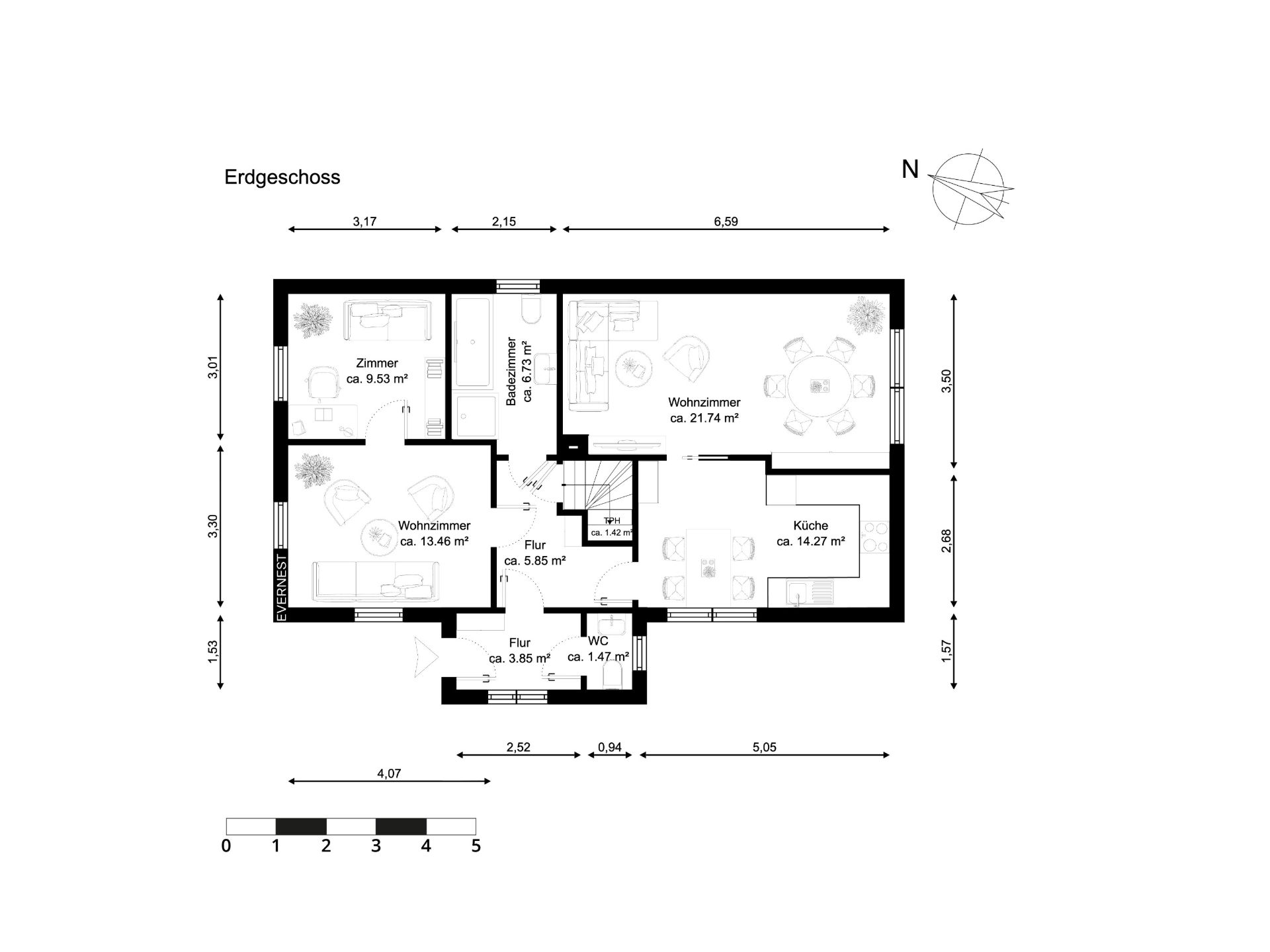 Grundriss des Erdgeschosses mit Wohnzimmer, Küche, Bad, WC, Flur und einem weiteren Zimmer.