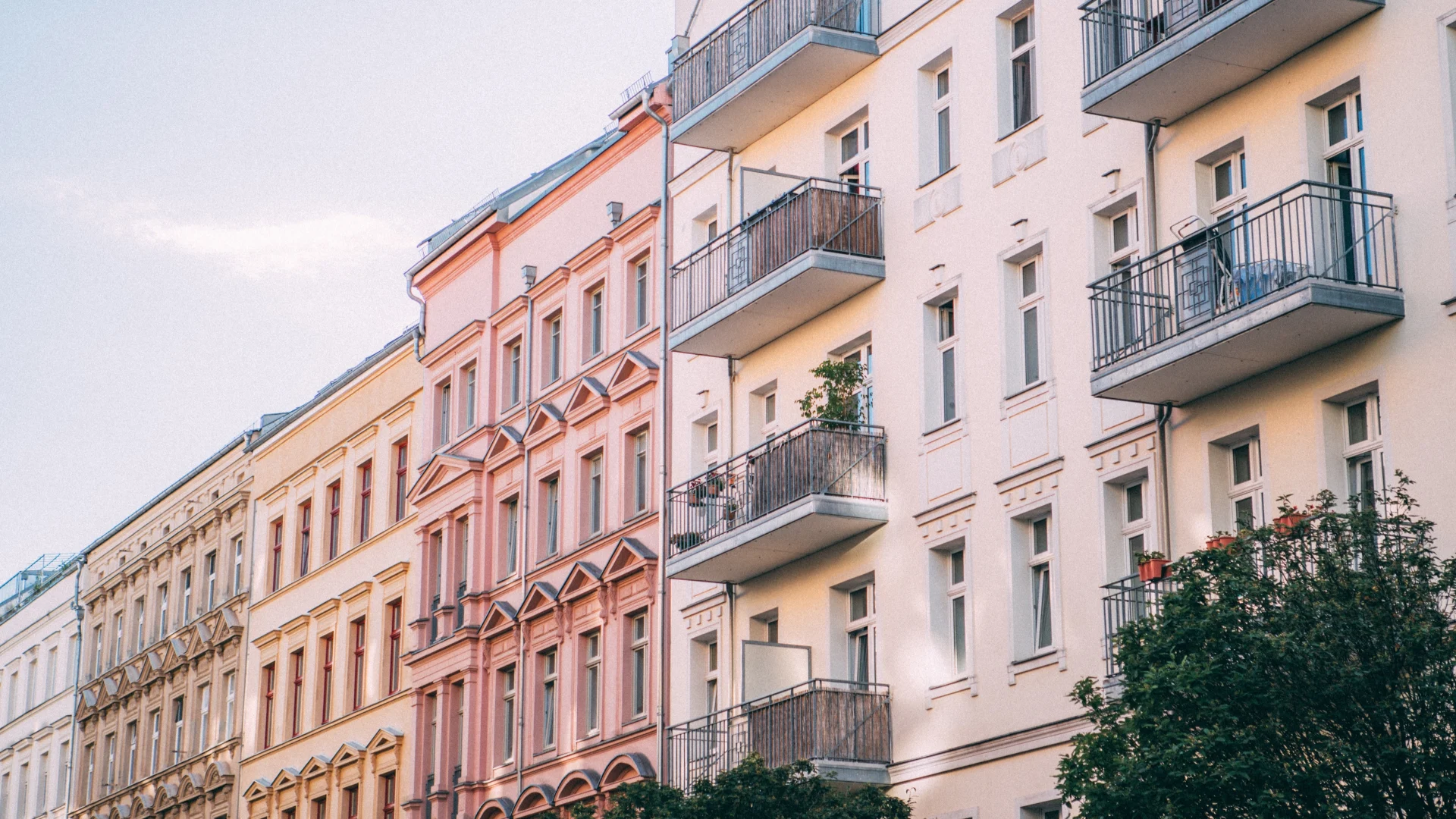 Berlin Prenzlauer Berg Jugendstilbauten, Copyright: Unsplash/Jonas Denis