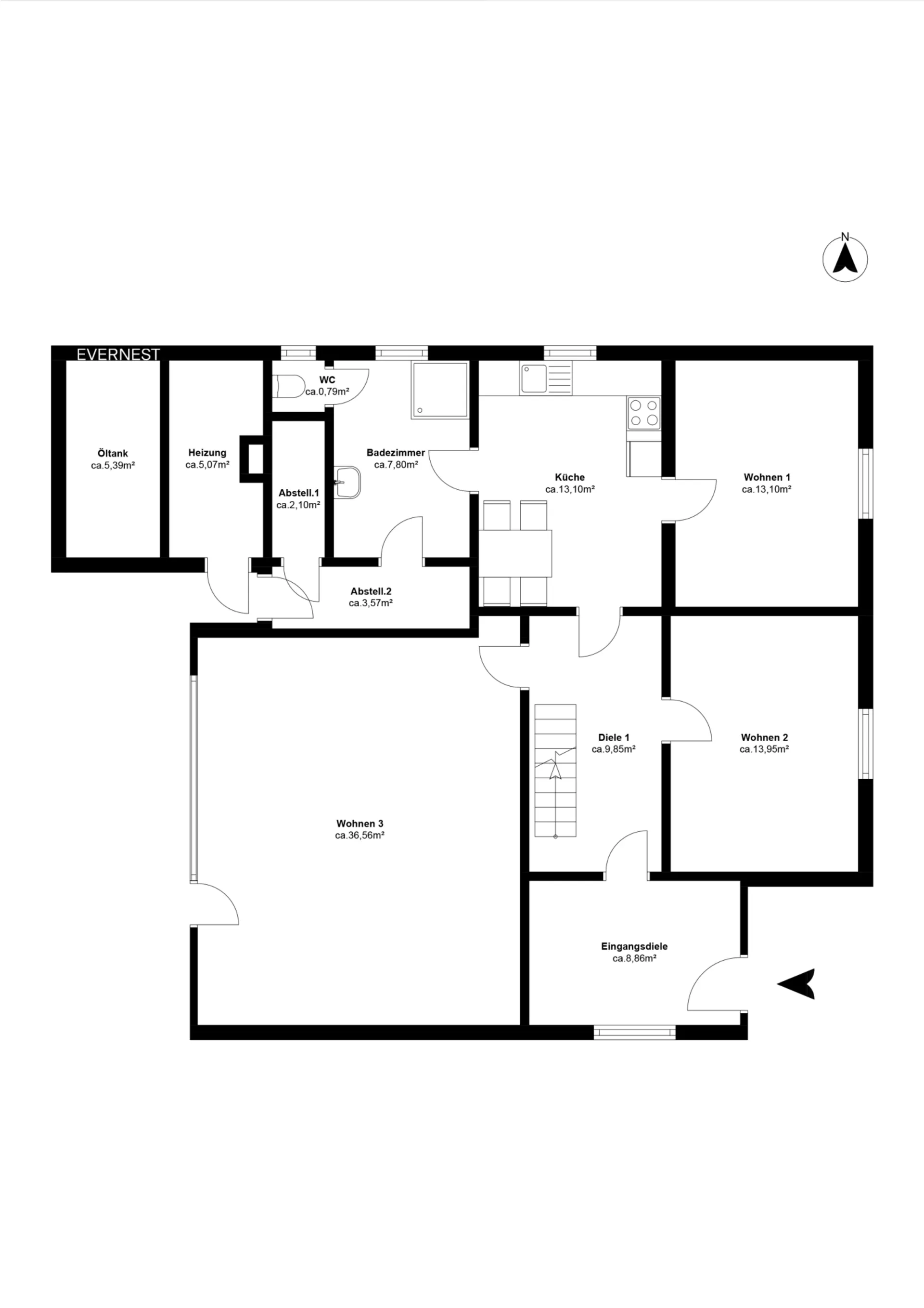 Grundriss mit drei Wohnräumen, Küche, Bad, WC, Abstellräumen und Heizungsraum.