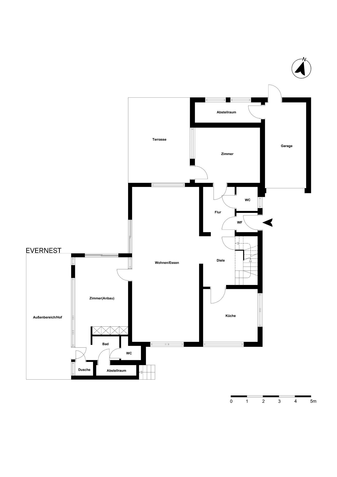 Grundriss eines Wohnhauses mit Terrasse, Garage, mehreren Zimmern, Küche und Bädern.
