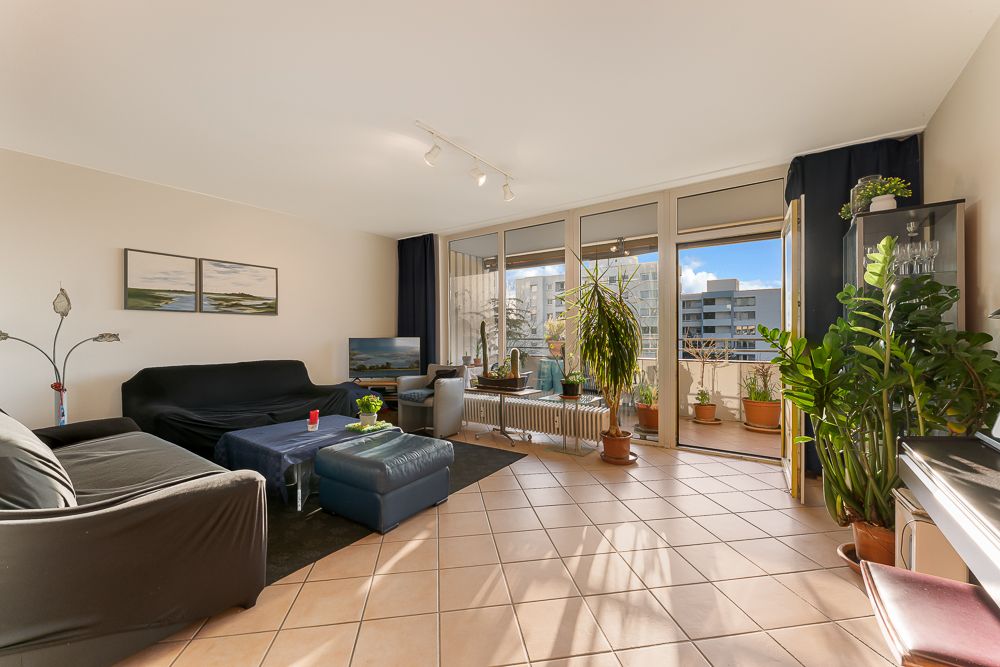 Familienfreundliche 4-Zimmer-Maisonette-Wohnung mit Balkon und Tiefgarage!