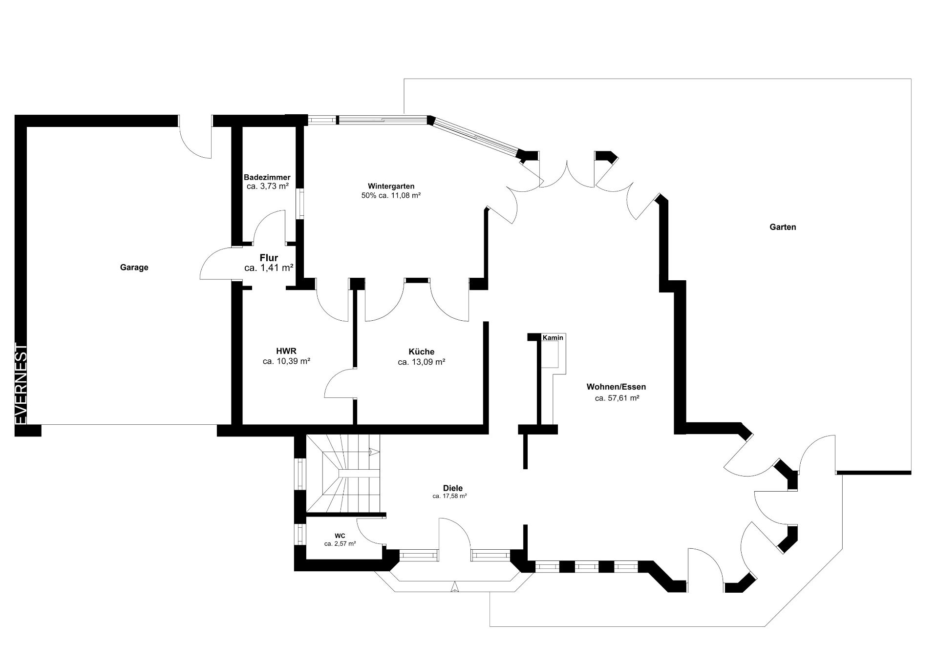 Grundriss eines Wohnhauses mit Garage, Wohnzimmer, Wintergarten, Küche und Gartenzugang.