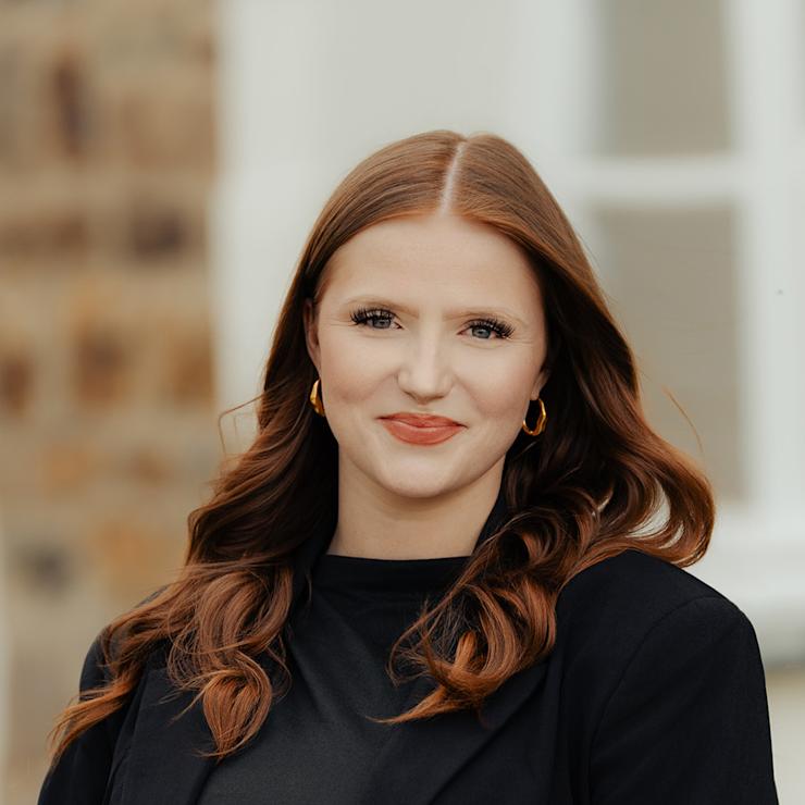 Jaqueline Hellmann - Immobilienmakler Evernest Bergisch Gladbach