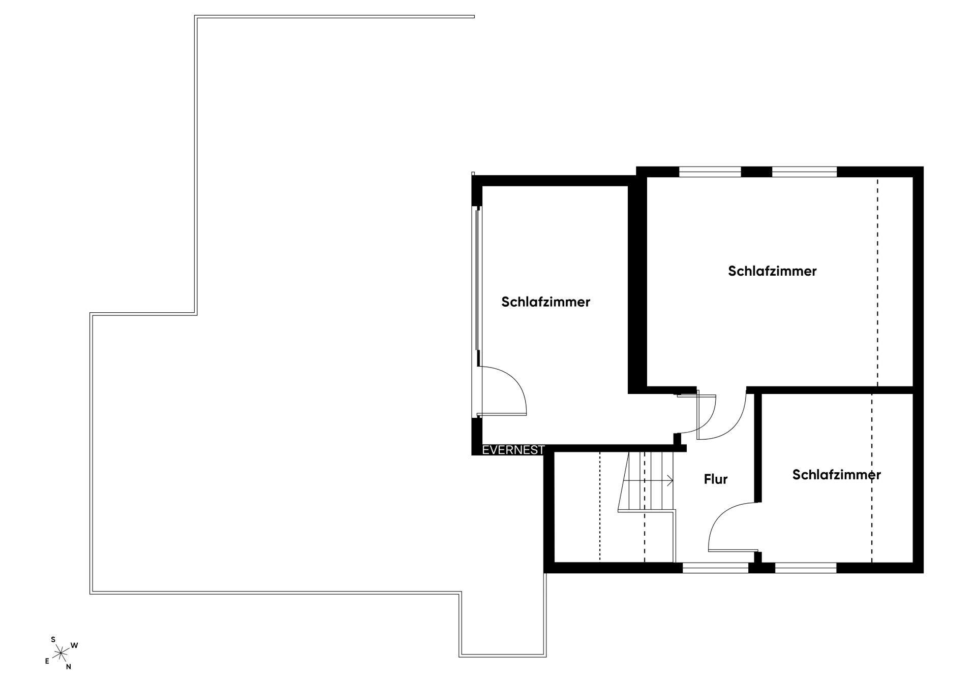 Grundriss mit drei Schlafzimmern und einem Flur, Treppe in der Mitte.