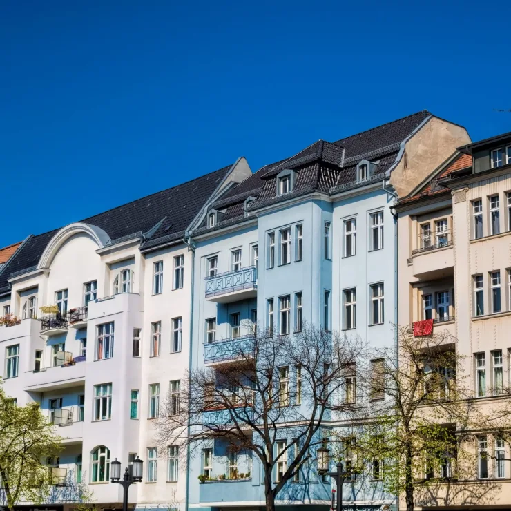 Berlin WiImersdorf Charlottenburg Fassade Wohnen, Quelle: Shutterstock