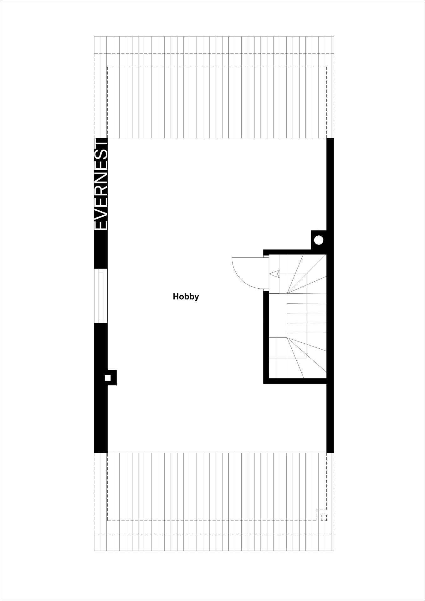 Grundriss mit einem großen Hobbyraum und einer Treppe auf der rechten Seite.