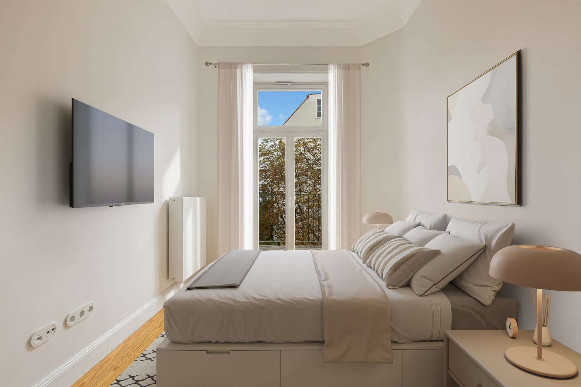 Helles Schlafzimmer mit Doppelbett, großem Fenster, Wandbild und Fernseher an der Wand.
