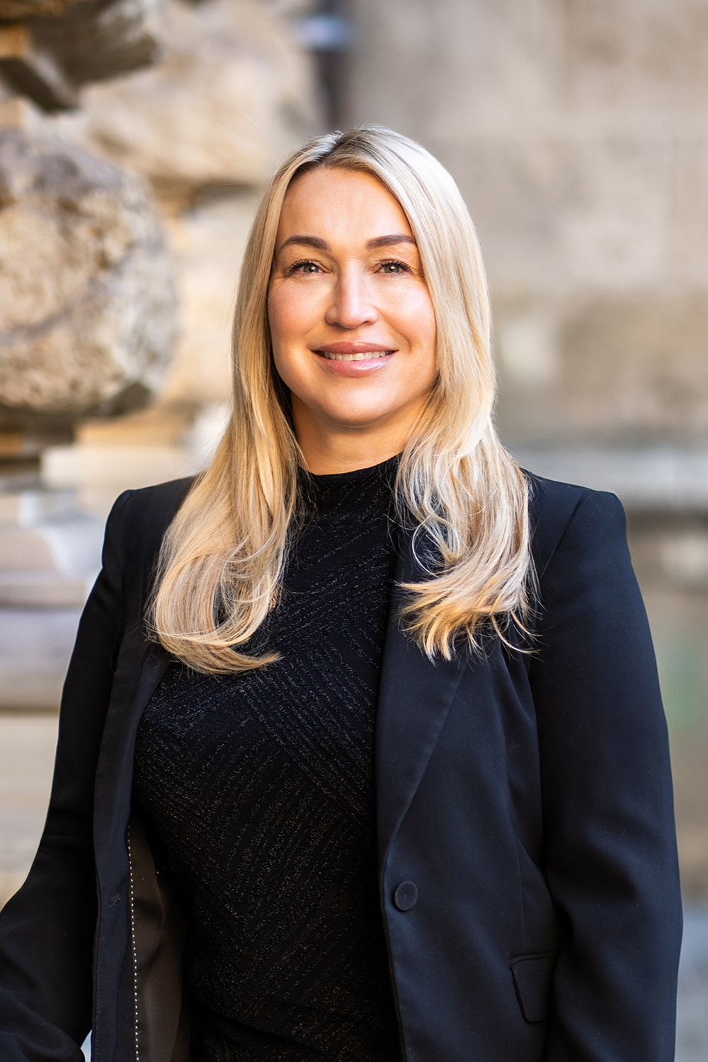 Nicole Meggle - Selbständige Immobilienmaklerin Evernest in Hamburg 