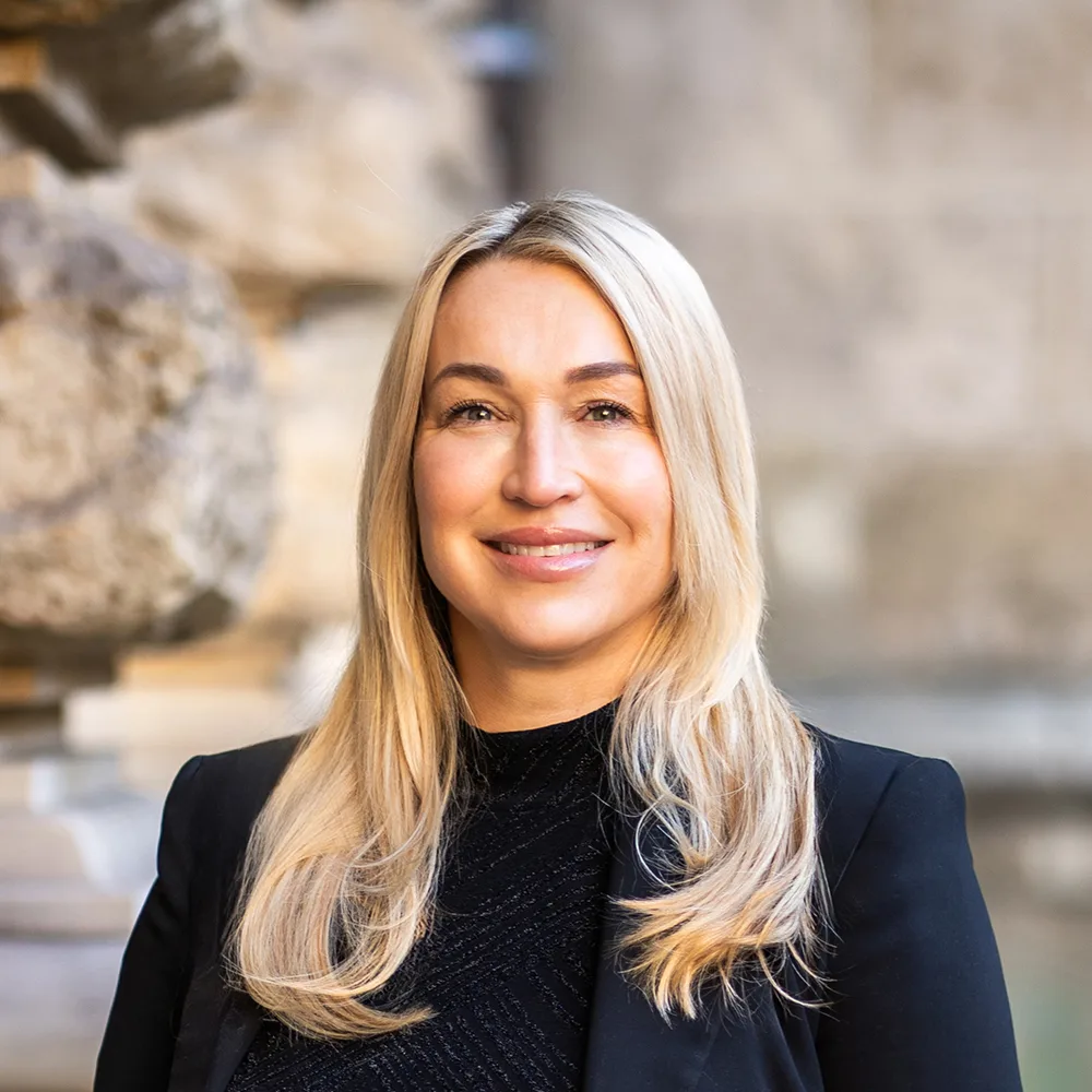 Nicole Meggle - Selbständige Immobilienmaklerin Evernest in Hamburg