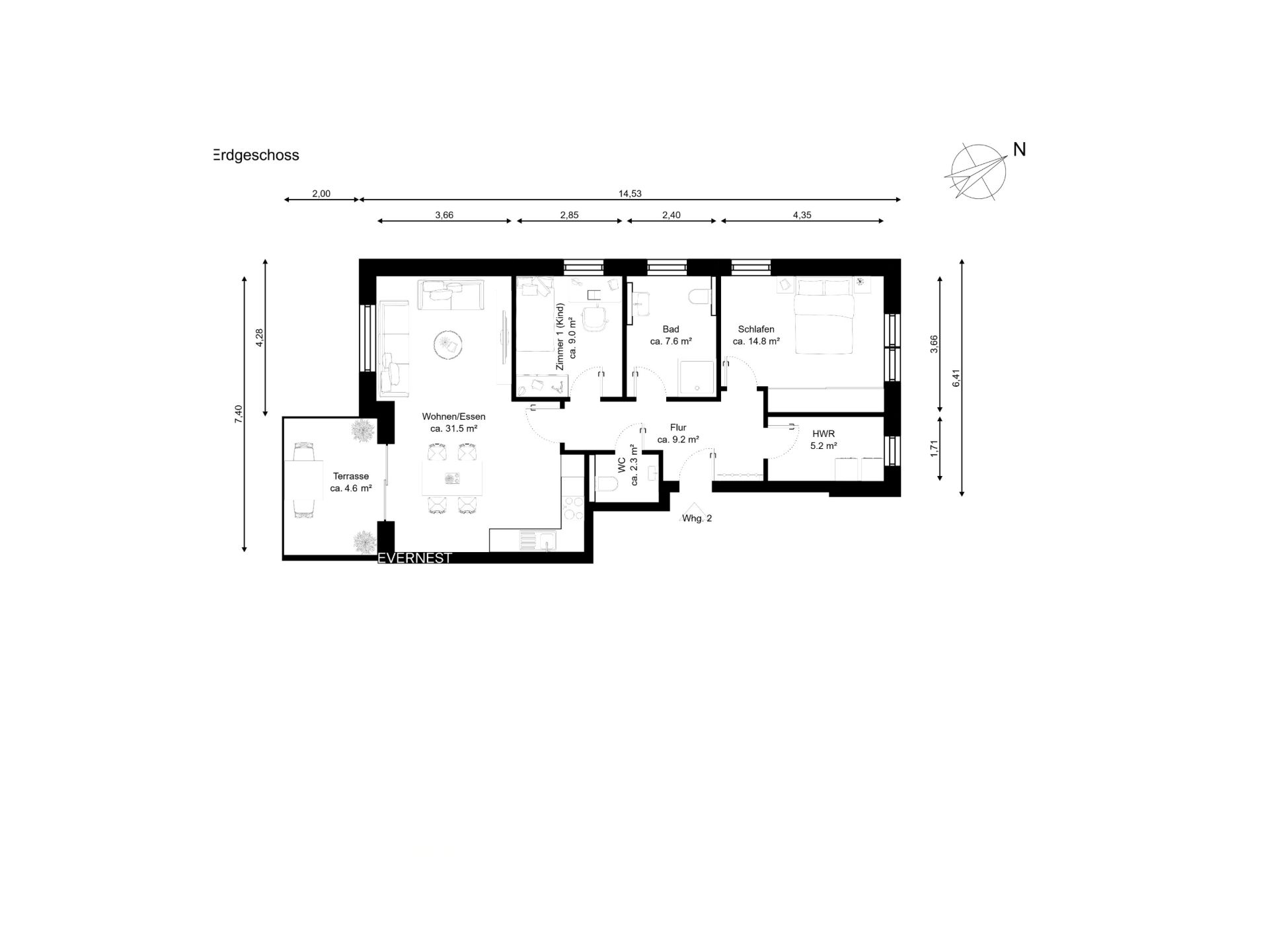 Grundriss des Erdgeschosses mit Wohn-Essbereich, Schlafzimmer, Bad, Hauswirtschaftsraum und Terrasse.