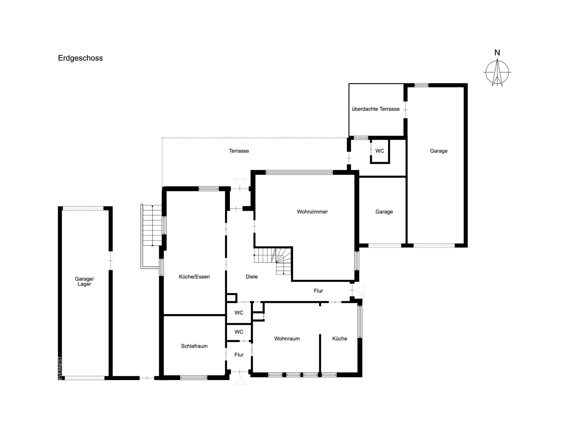 Grundriss des Erdgeschosses mit Wohnzimmer, Küche, Schlafzimmer, mehreren Garagen und Terrasse.