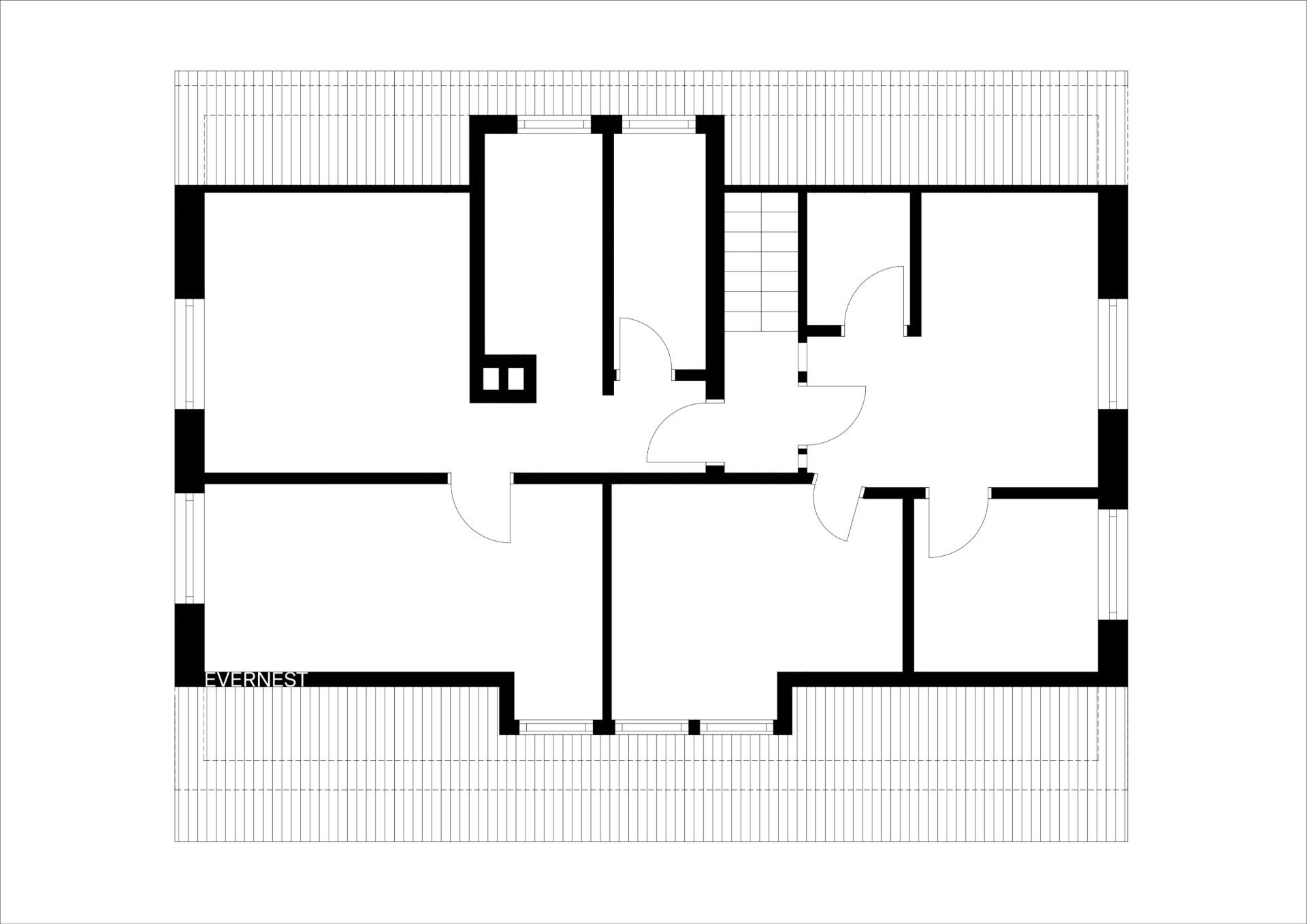 Grundriss eines Wohnhauses mit mehreren Zimmern und Fluren.