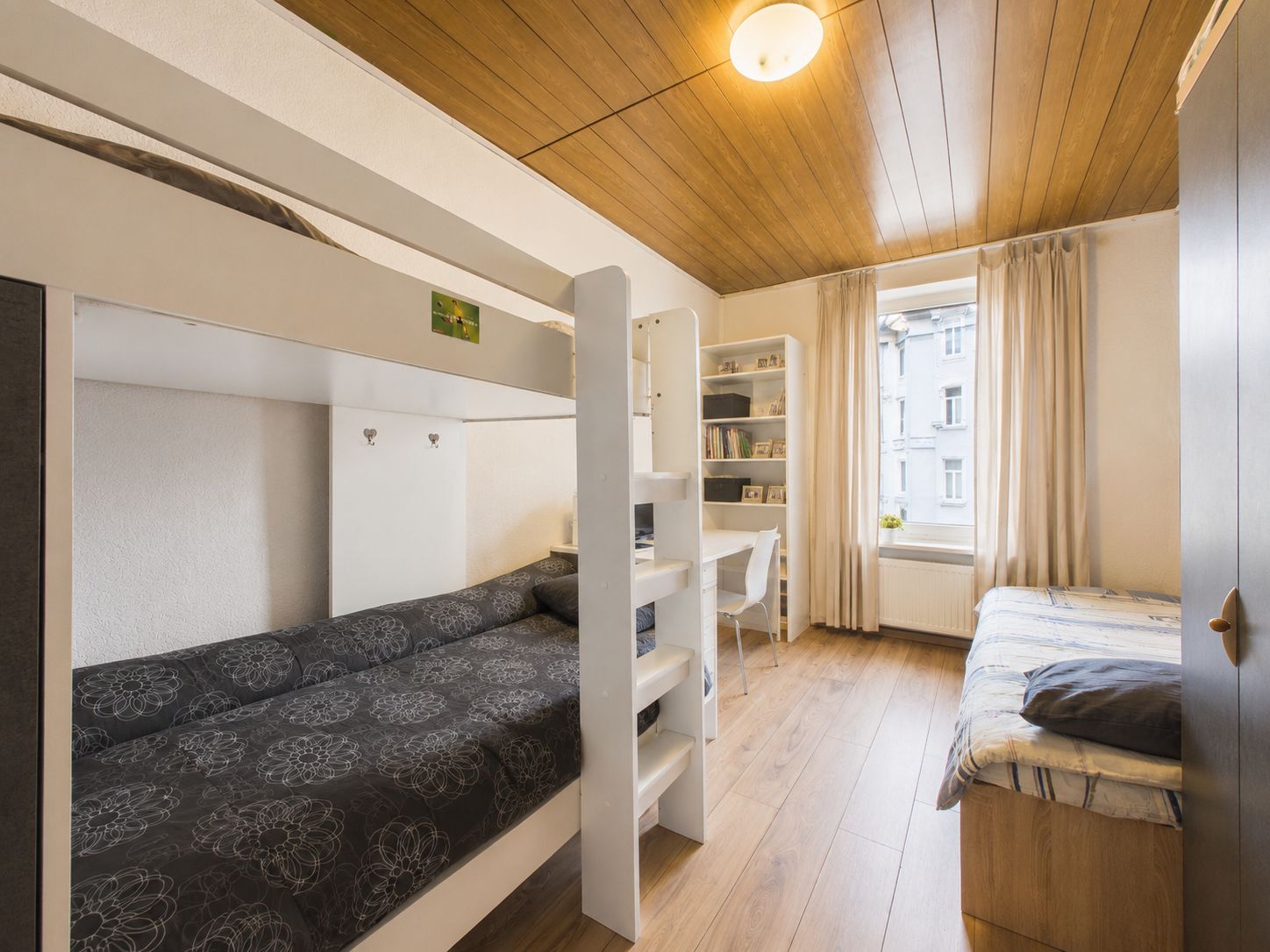 Kinderzimmer 2 OG