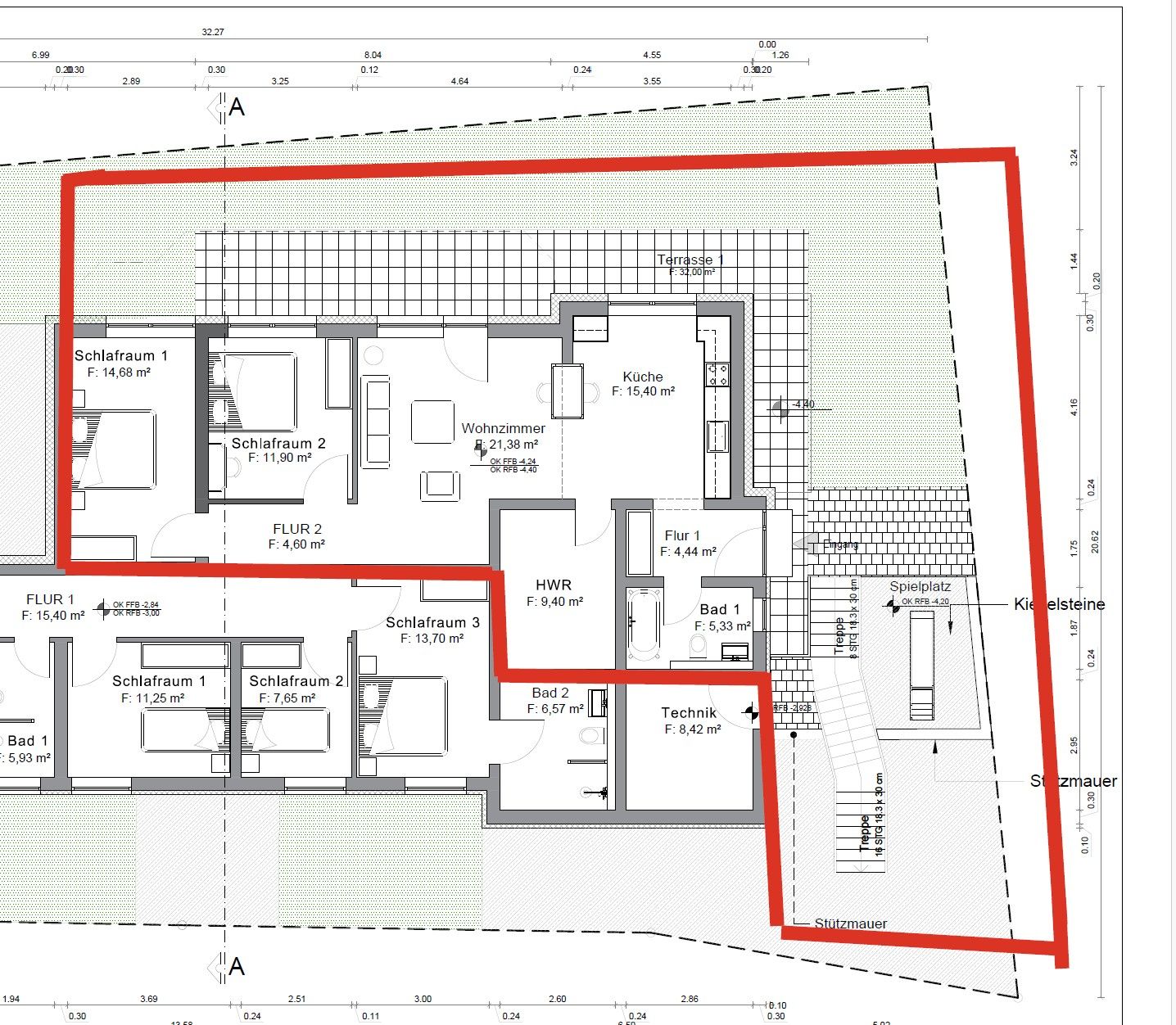 Grundriss eines Wohnhauses mit mehreren Schlafzimmern, Bädern, Küche, Wohnzimmer und Terrasse, rot umrandet.