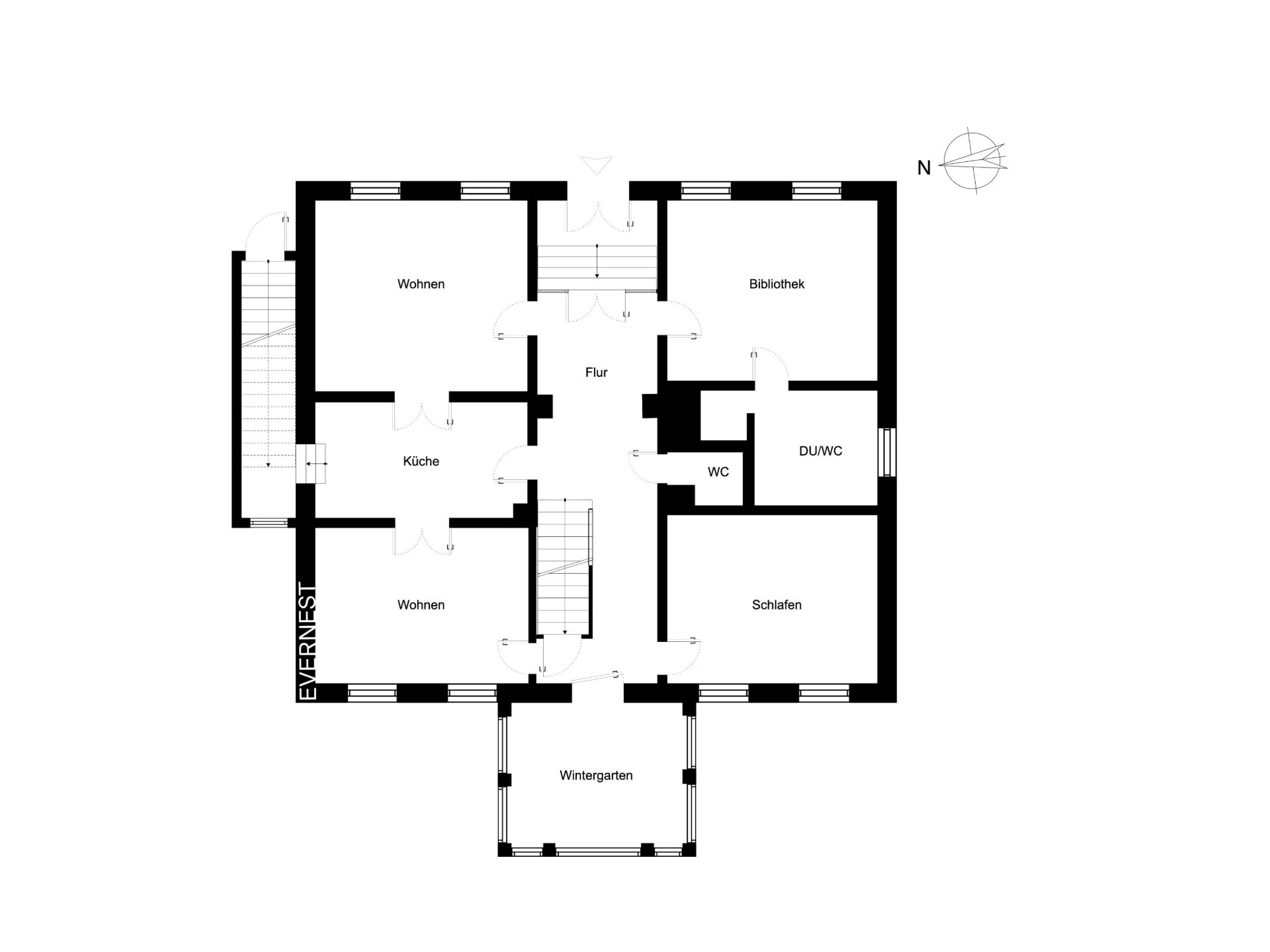 Grundriss eines Wohnhauses mit Wohn-, Schlaf-, Bibliothek-, Wintergarten- und Sanitärräumen.
