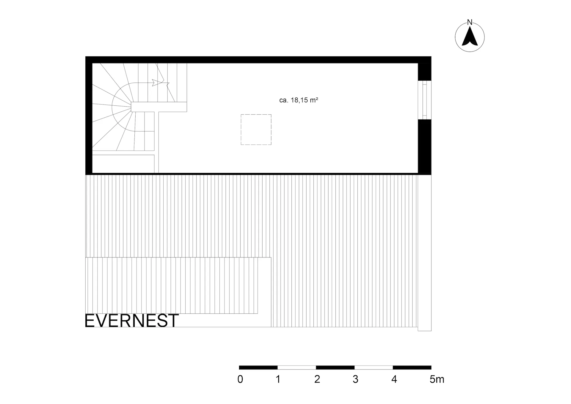 Grundriss eines rechteckigen Raums mit Treppe und Terrasse, Fläche ca. 18,15 m².