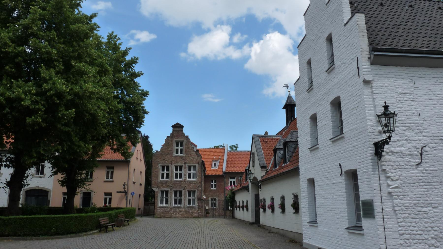 Historische Häuser in Düsseldorf Kaiserswerth, Quelle: Pixelio