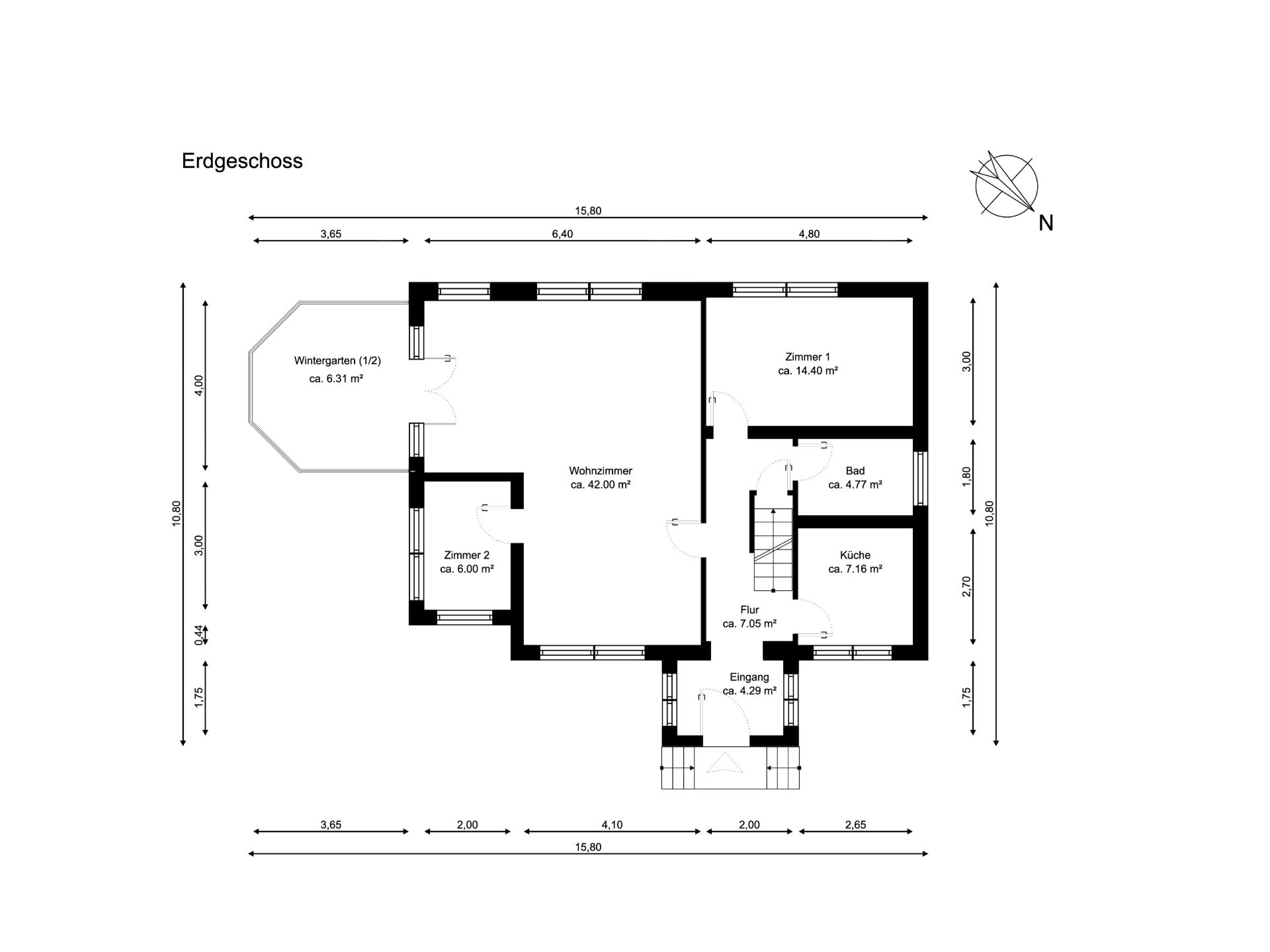 Grundriss des Erdgeschosses mit Wohnzimmer, Wintergarten, zwei Zimmern, Bad, Küche, Flur und Eingang.