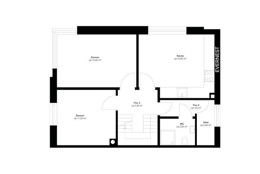 Schwarz-weißer Grundriss mit zwei Zimmern, Küche, WC, Abstellraum und Fluren.