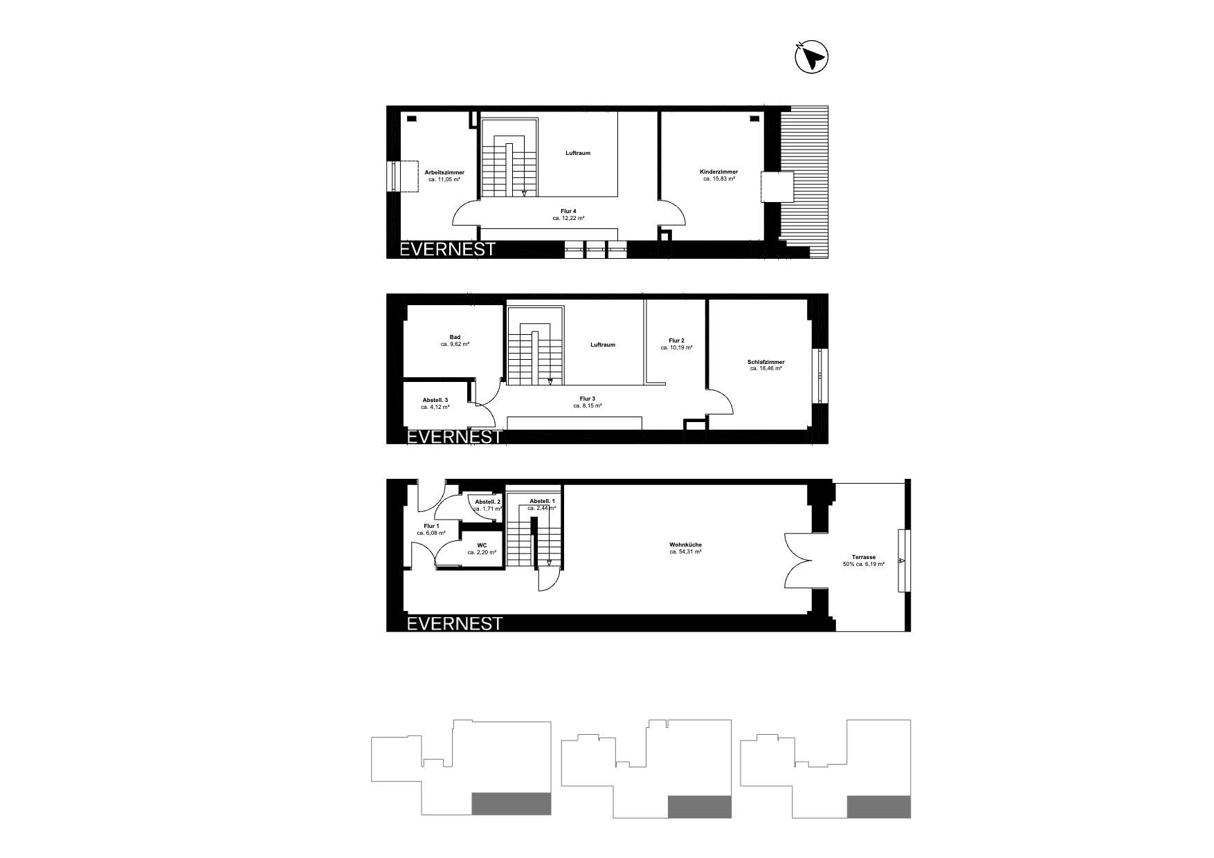 Grundriss eines dreistöckigen Wohnhauses mit Zimmeraufteilungen und Terrasse.