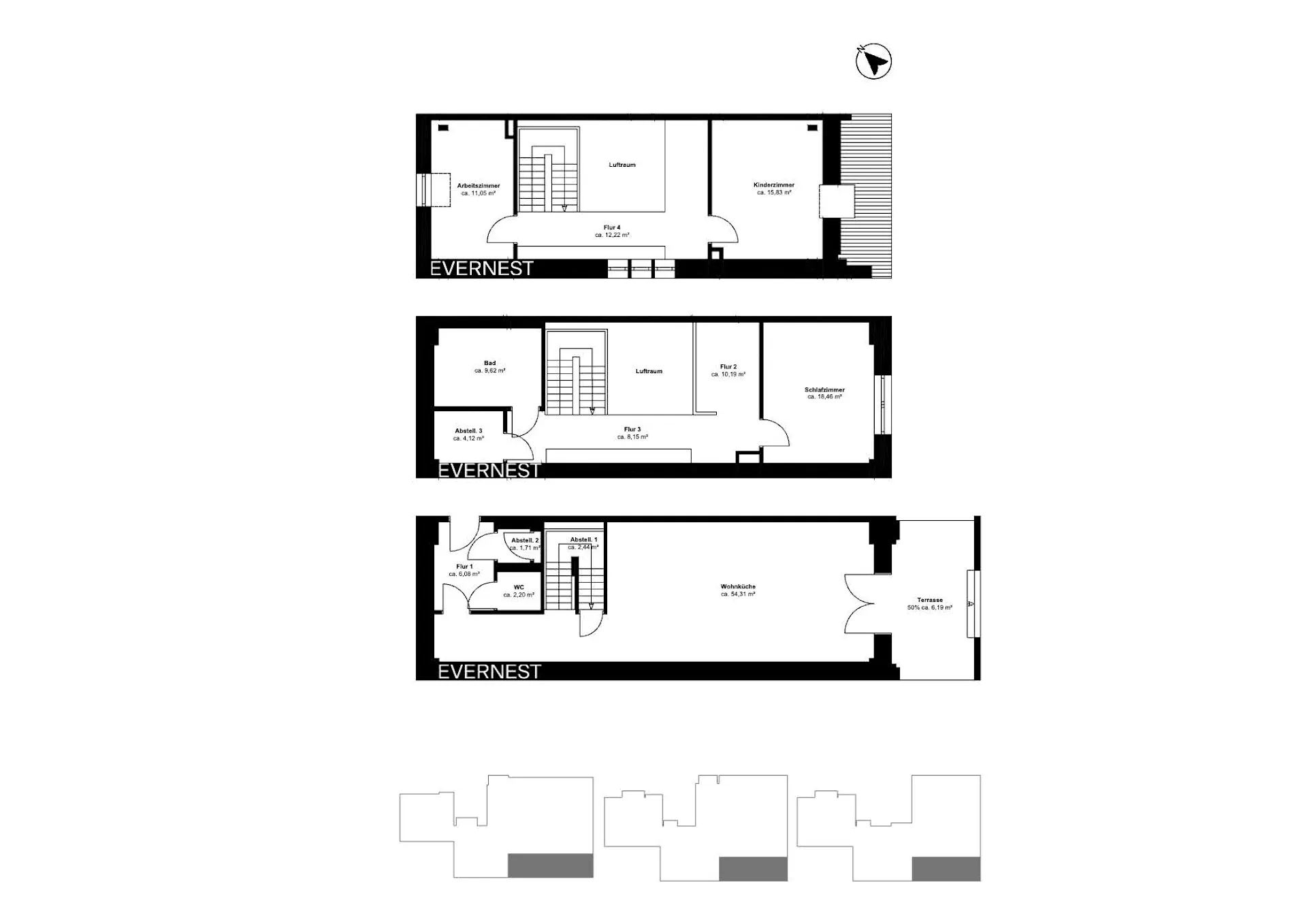 Grundriss eines dreistöckigen Wohnhauses mit Zimmeraufteilungen und Terrasse.