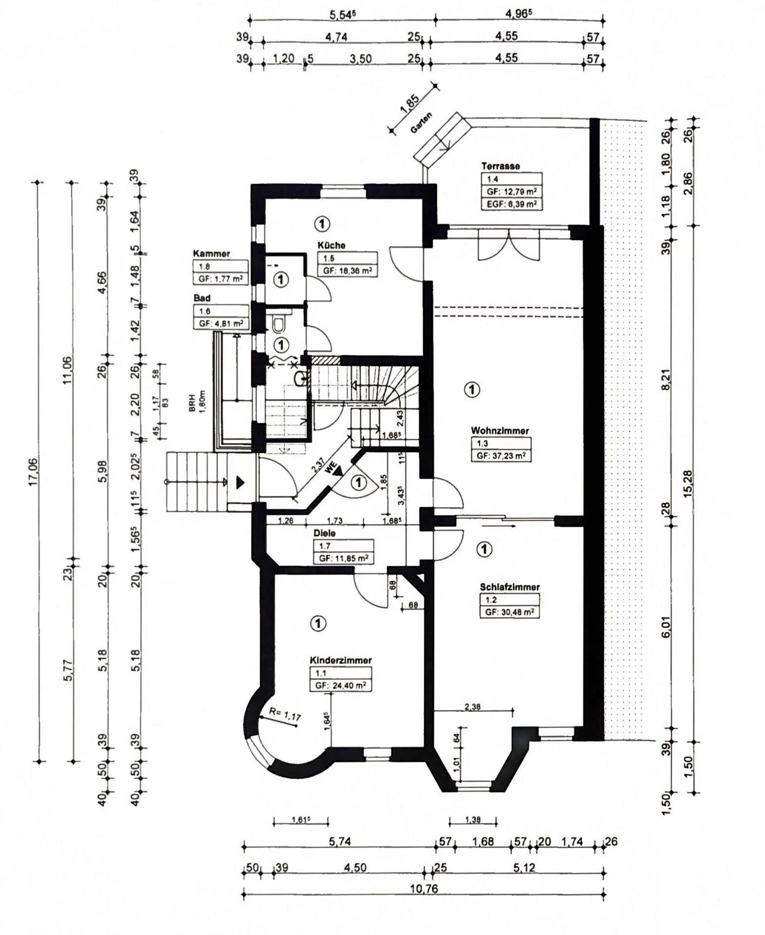 Grundriss eines Hauses mit Küche, Bad, Schlafzimmer, Wohnzimmer, Kinderzimmer und Terrasse.