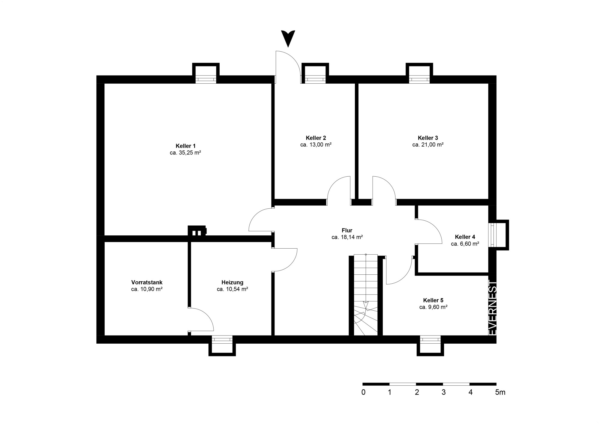 Grundriss eines Kellers mit fünf Kellerräumen, Heizungsraum, Vorratsraum und Flur.