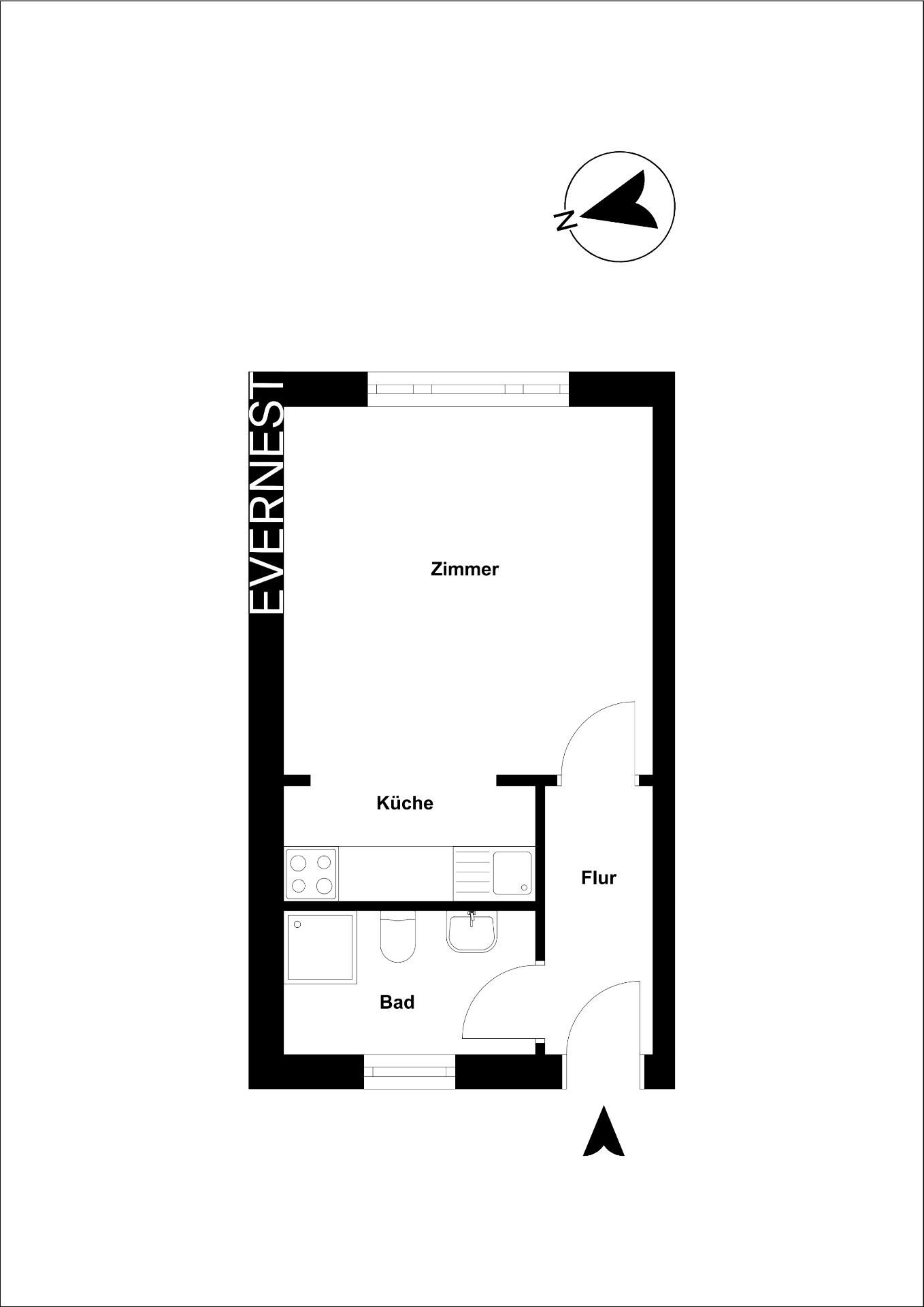 Grundriss mit Zimmer, Küche, Bad und Flur. Nordpfeil oben rechts.