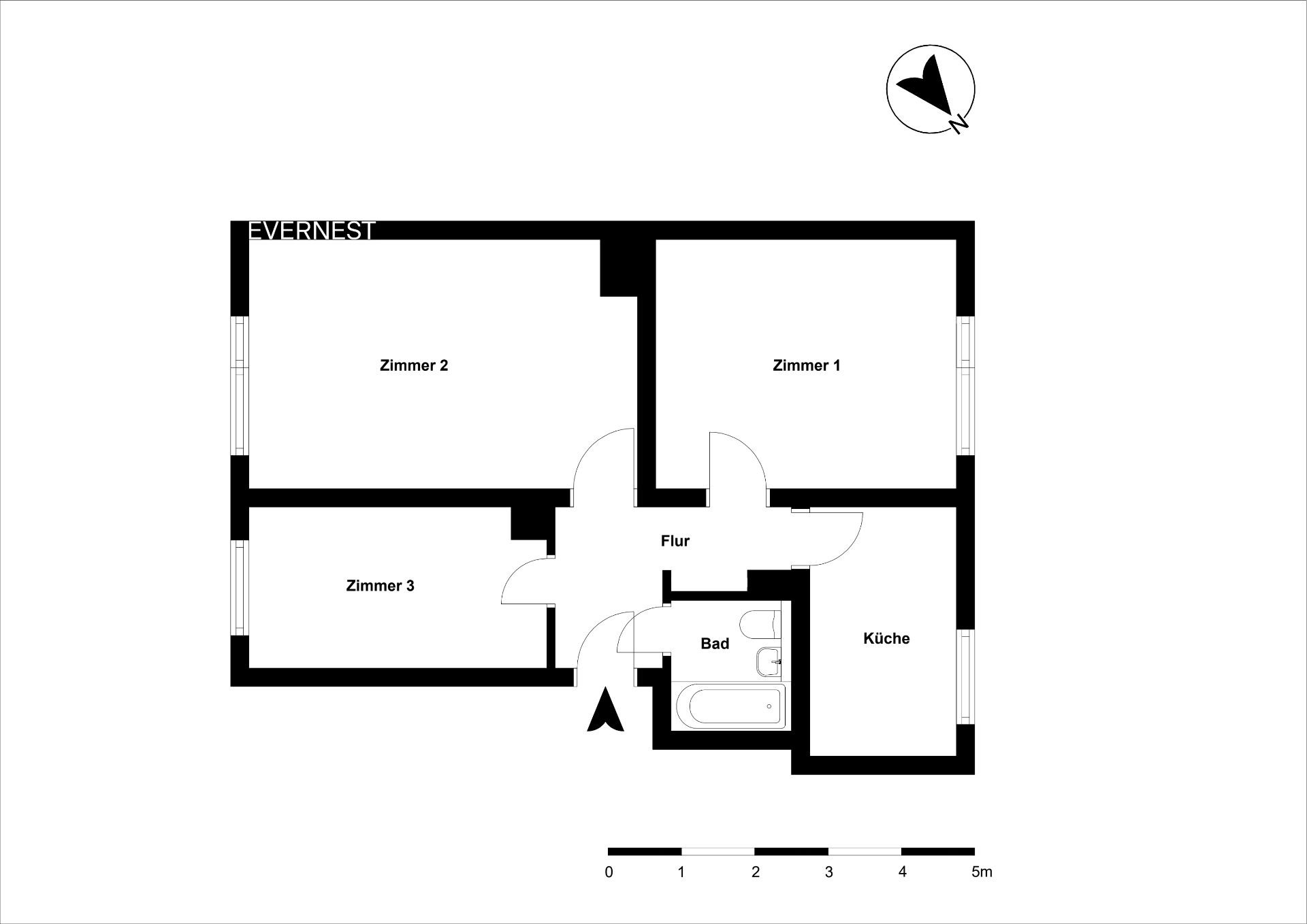 Grundriss mit drei Zimmern, Küche, Bad und Flur, Türen und Fenster eingezeichnet.