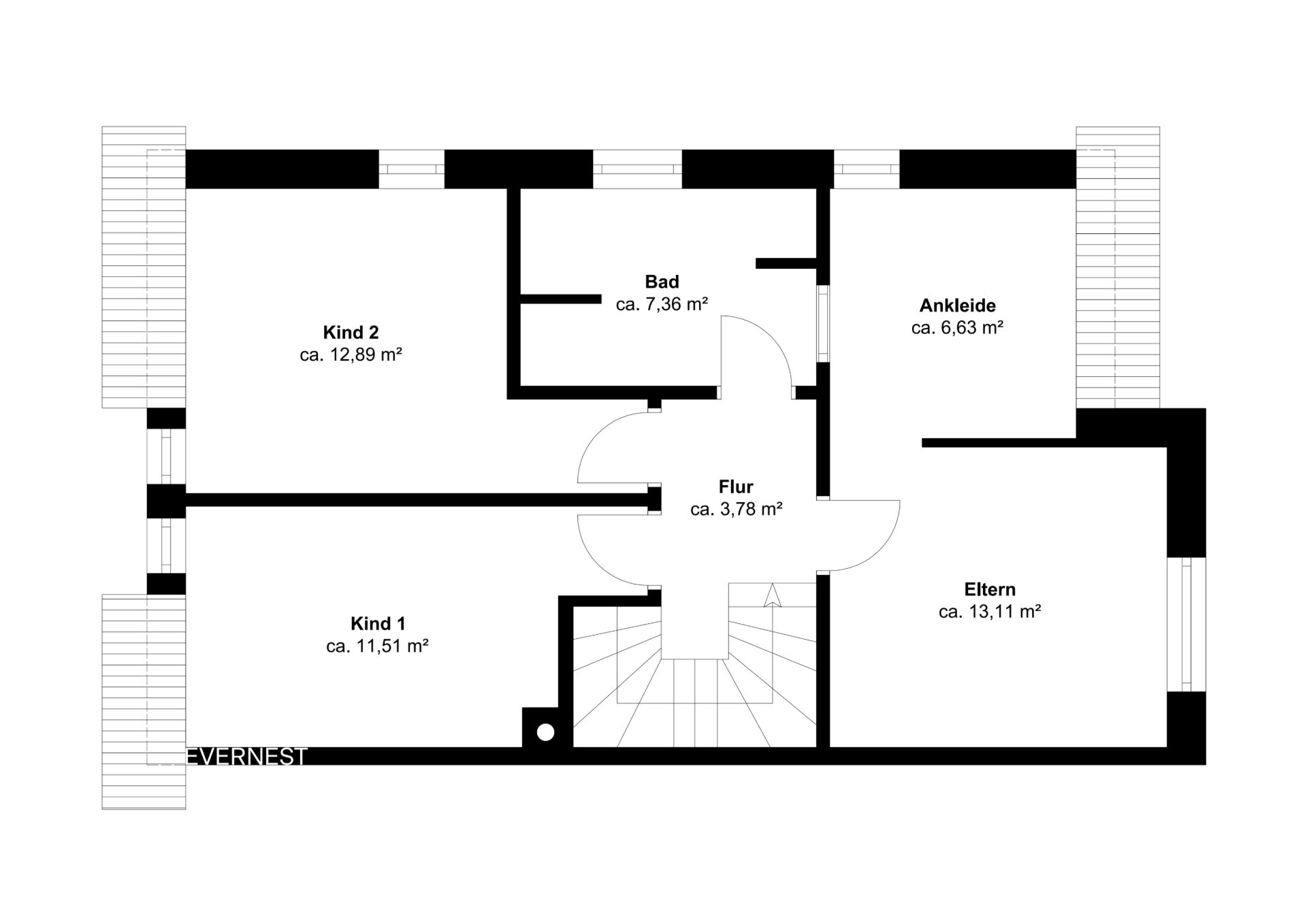 Grundriss mit Flur, Bad, Ankleide, Elternzimmer und zwei Kinderzimmern.
