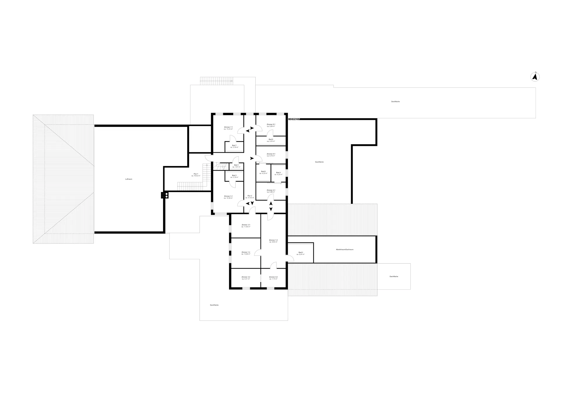 Grundriss eines Wohnhauses mit mehreren Zimmern, Fluren und markierten Bereichen.