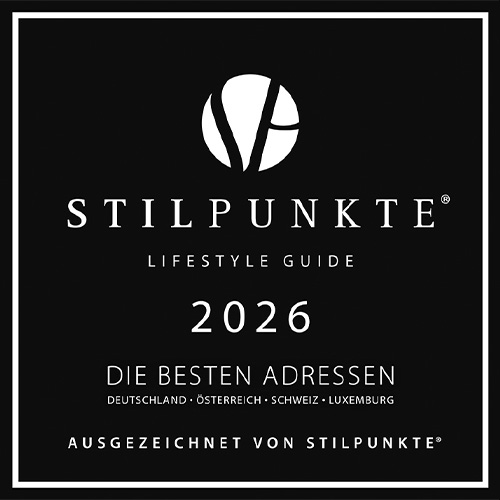 Schwarzes Schild mit weißem Text: STILPUNKTE Lifestyle Guide 2026, die besten Adressen.