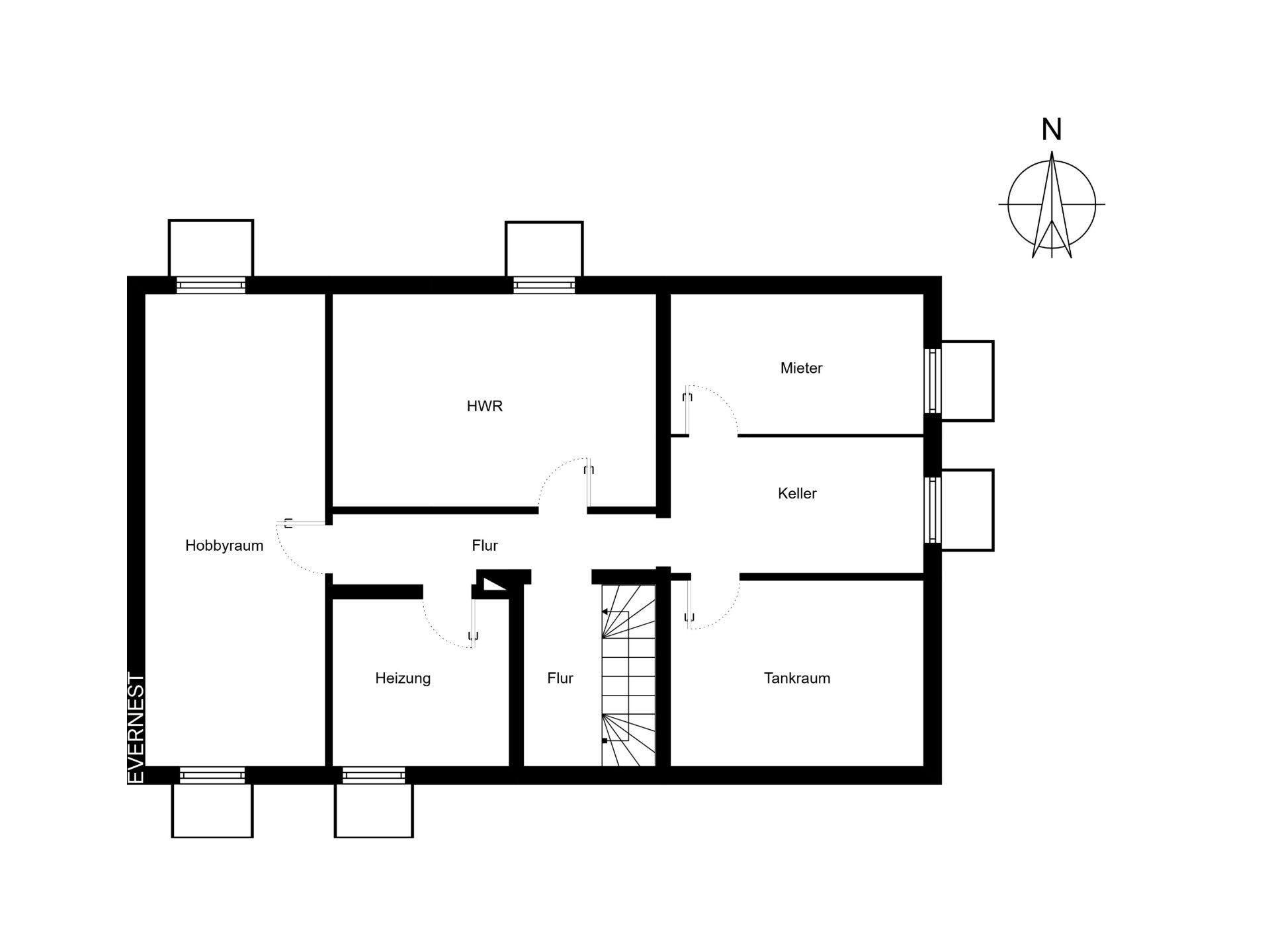 Grundriss mit Räumen: Hobbyraum, HWR, Mieter, Keller, Heizung, Tankraum und Flur.