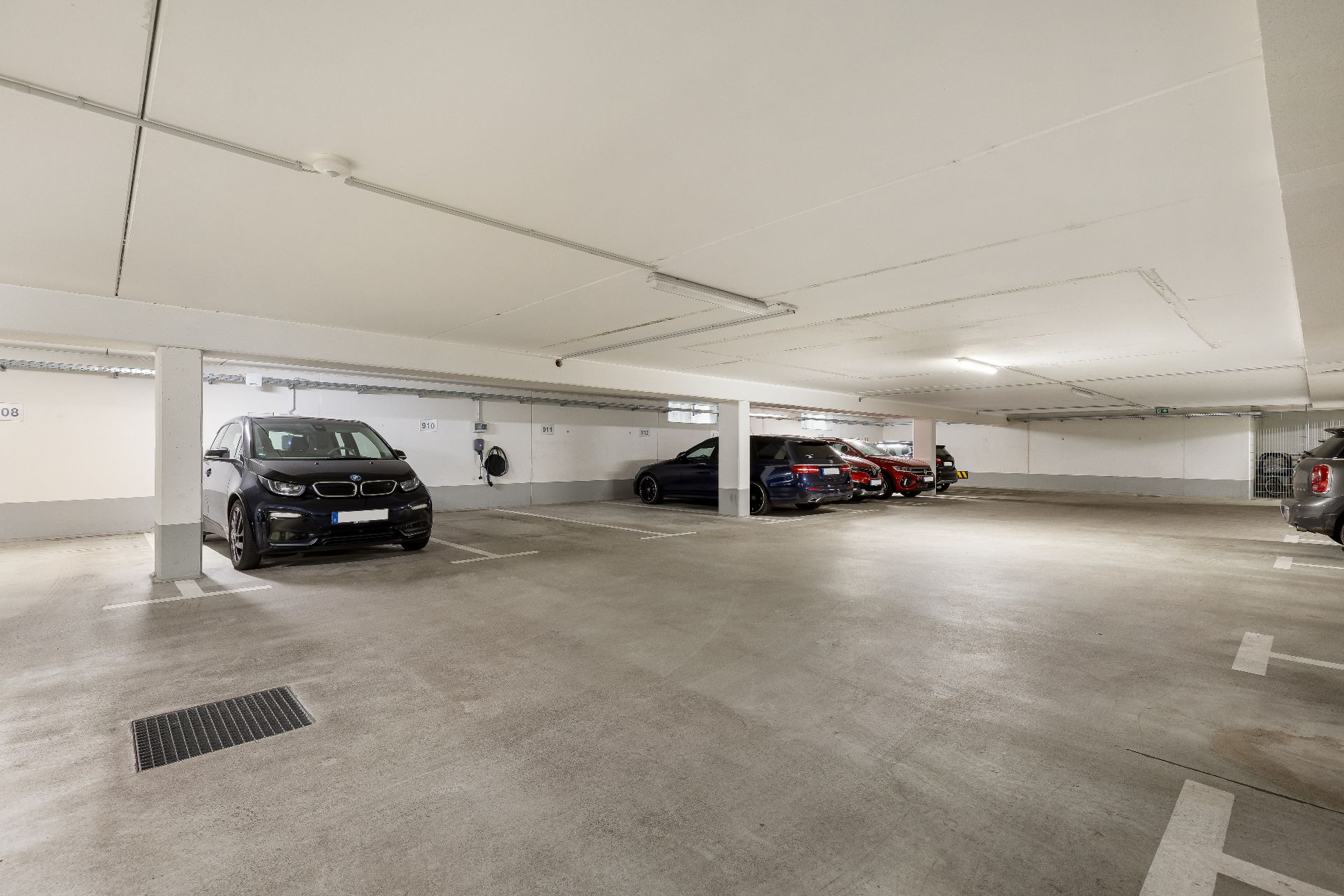 Tiefgaragenstellplatz