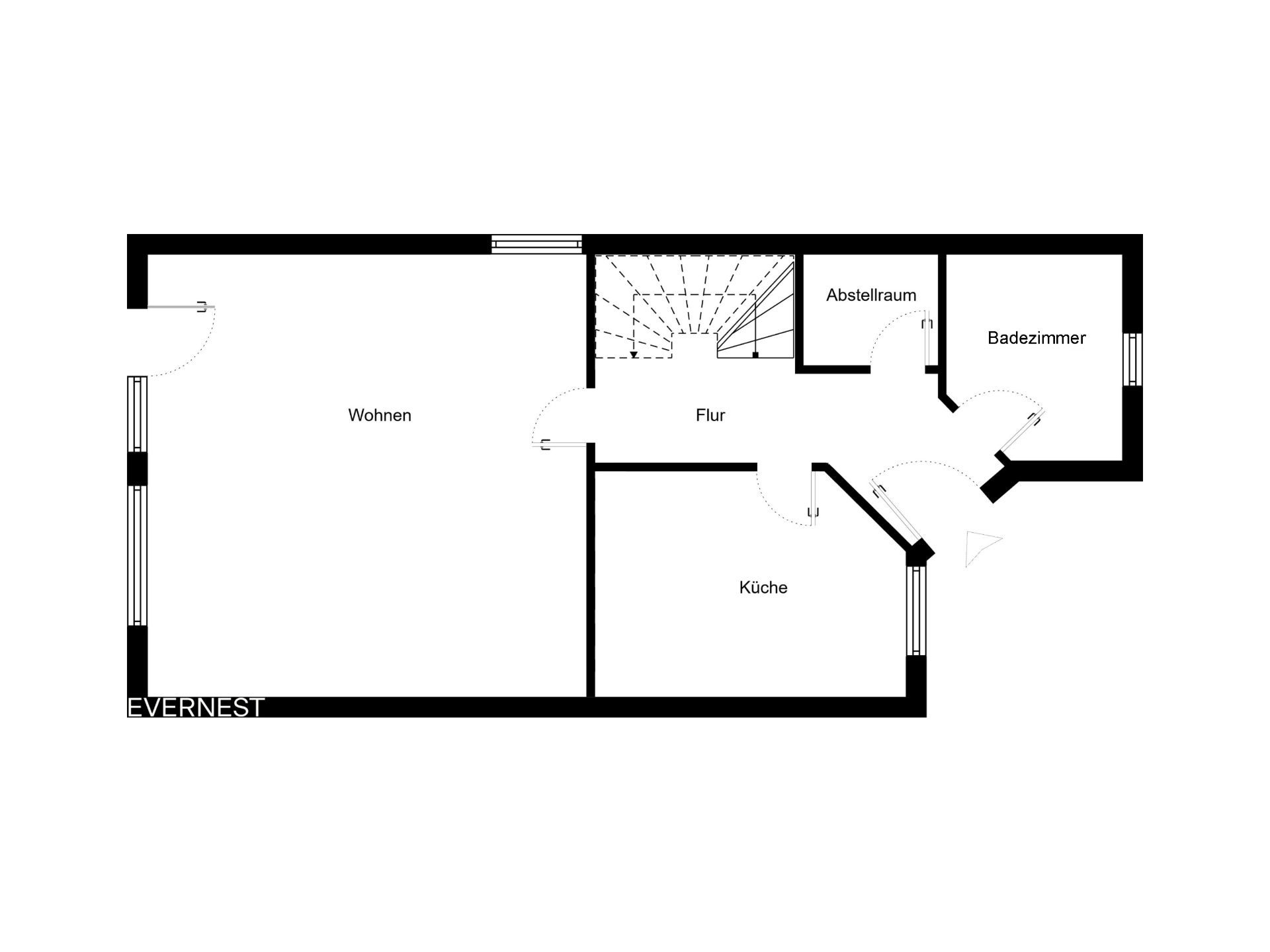 Grundriss mit Wohnzimmer, Küche, Flur, Abstellraum und Badezimmer.