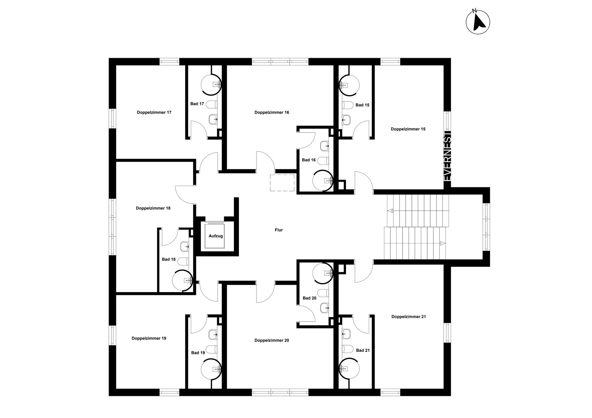 Grundriss zeigt Flur, sieben Zimmer, mehrere Bäder und einen Treppenaufgang.