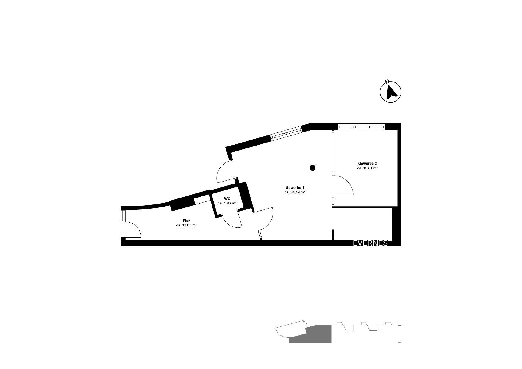 Grundriss mit zwei Räumen, Flur und WC. Raumgrößen und Ausrichtung sind eingezeichnet.