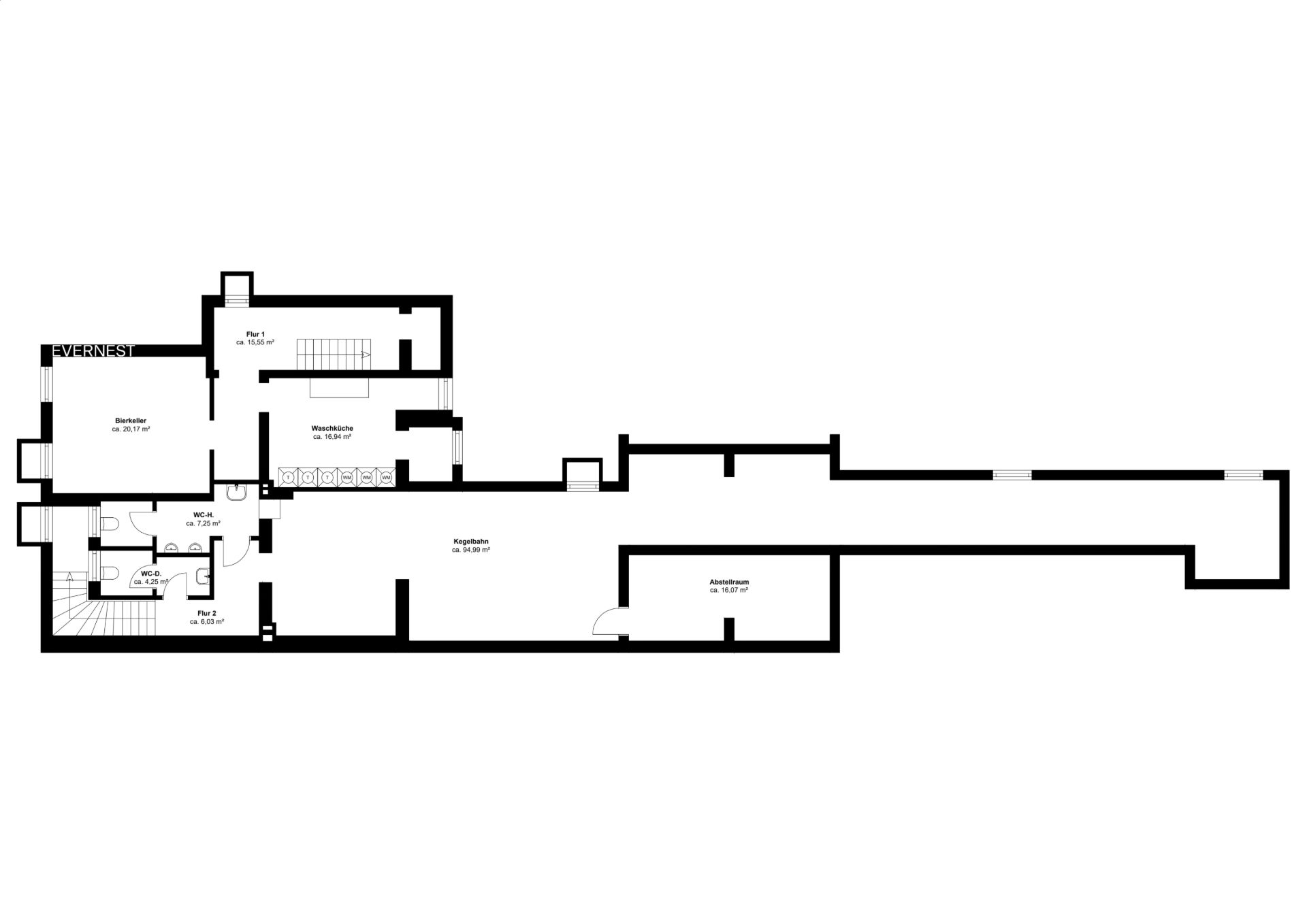 Grundriss eines Wohnhauses mit mehreren Zimmern und langen Fluren.