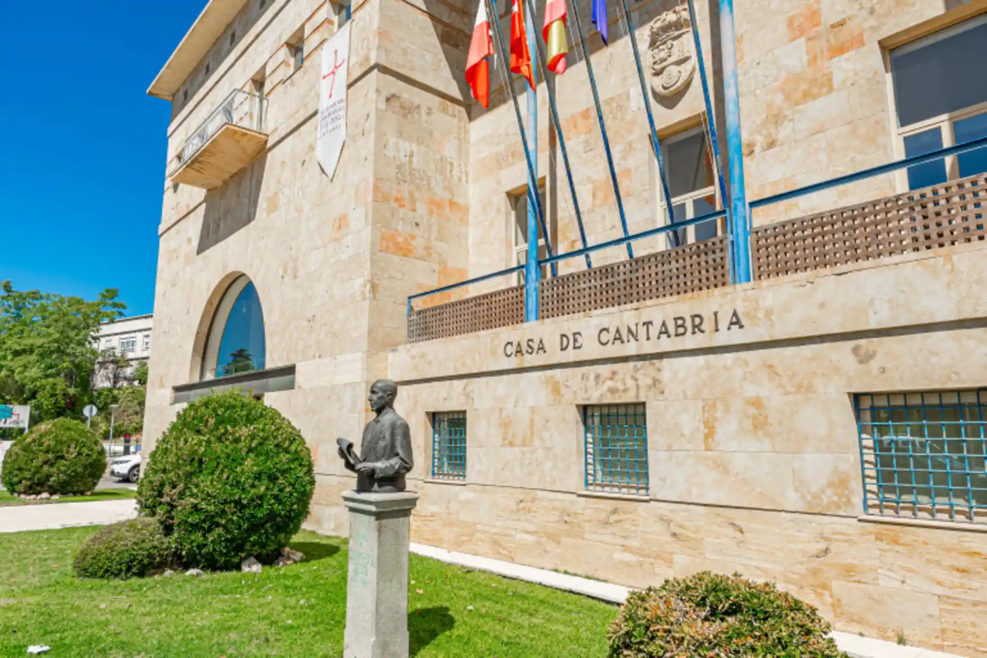 Casas de Cantabria en barrio Niño Jesús en Retiro, Madrid