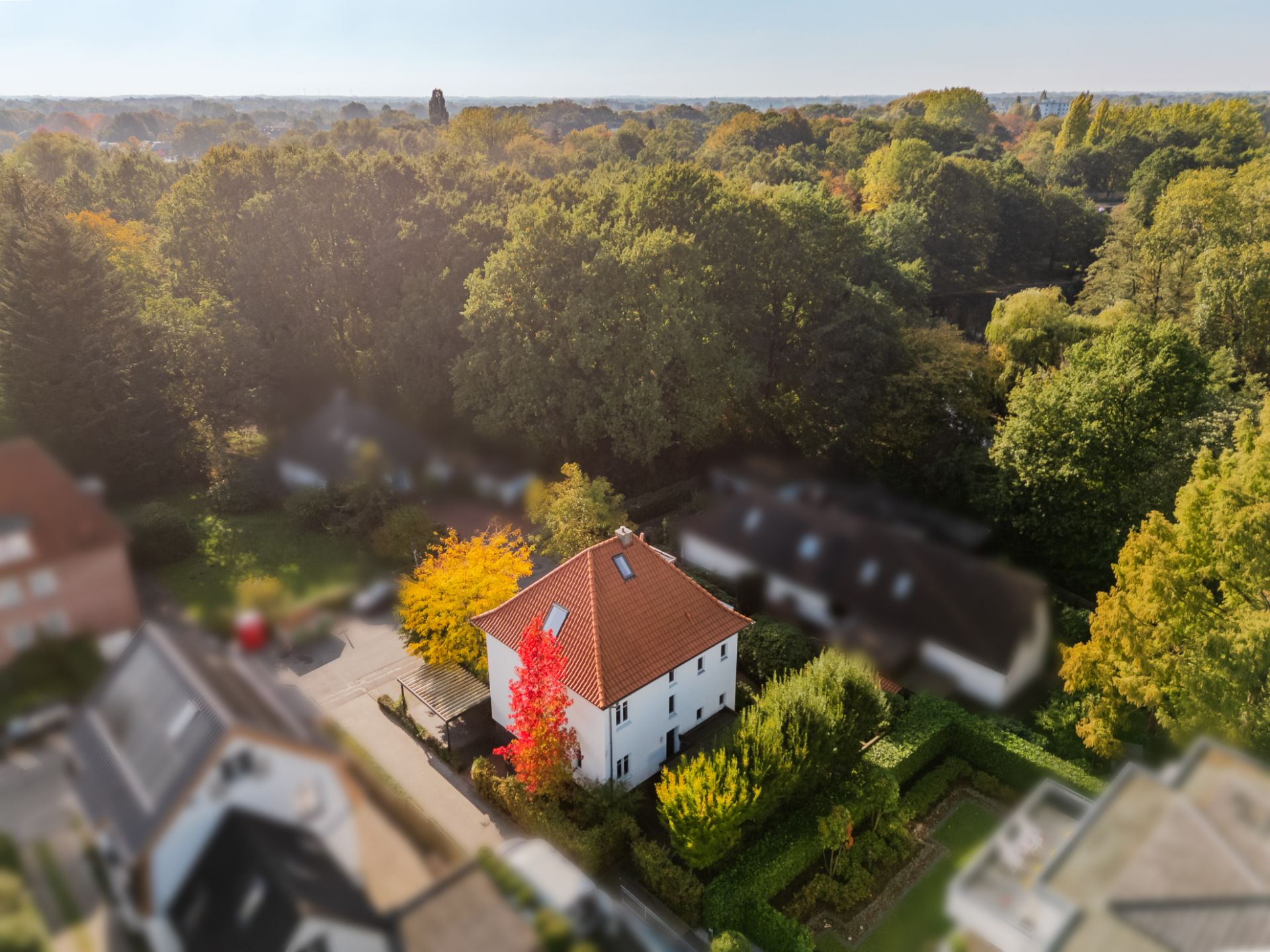 Blick auf den Gartentorteich