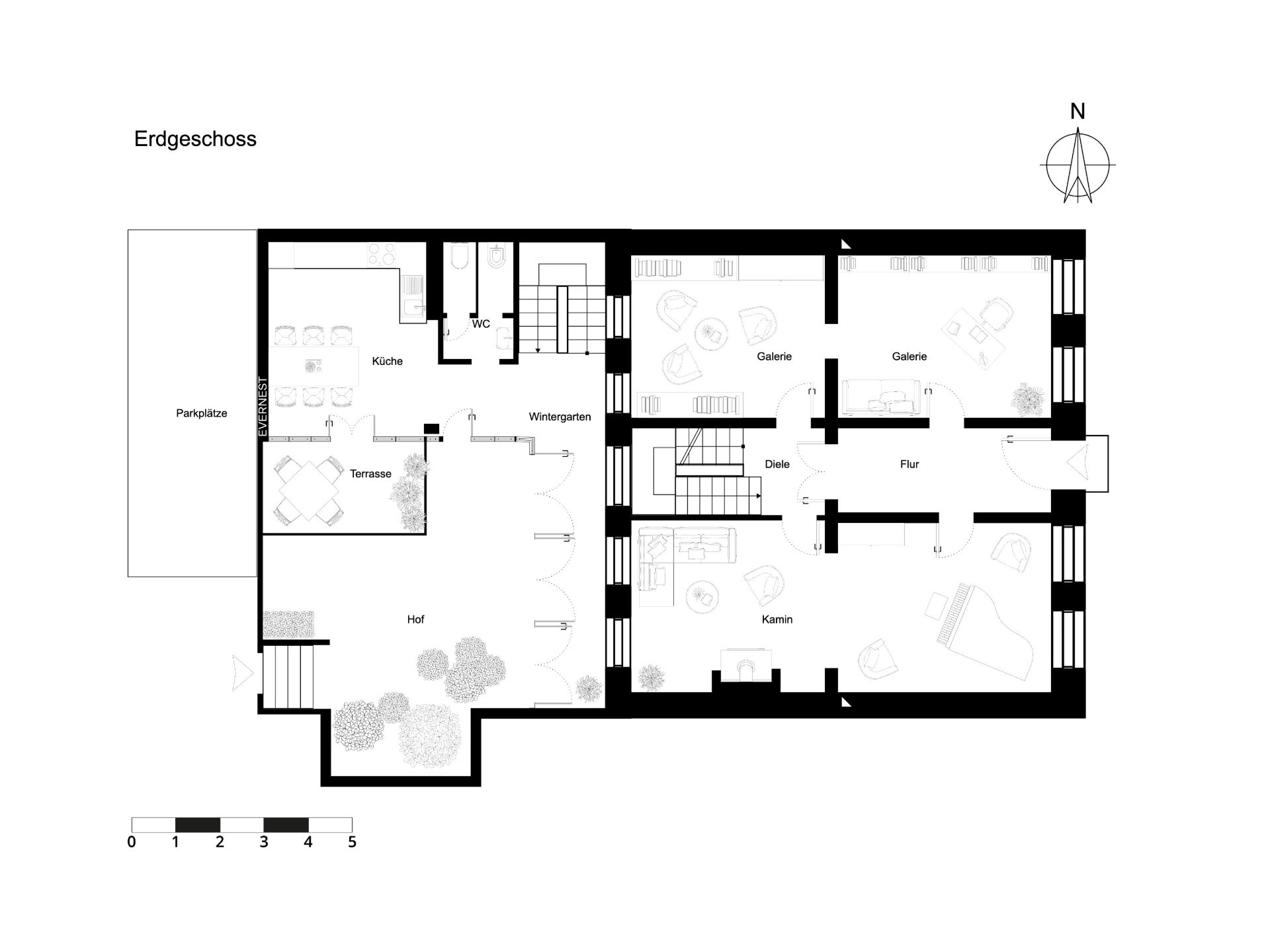 Grundriss des Erdgeschosses mit Küche, Terrasse, Wintergarten, Kaminzimmer und zwei Galerieräumen.