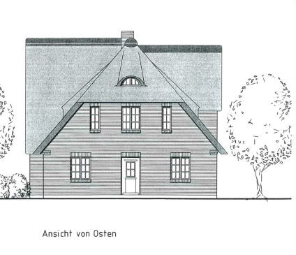 Zeichnung einer Hausfassade mit fünf Fenstern und einer Tür, Ansicht von Osten.