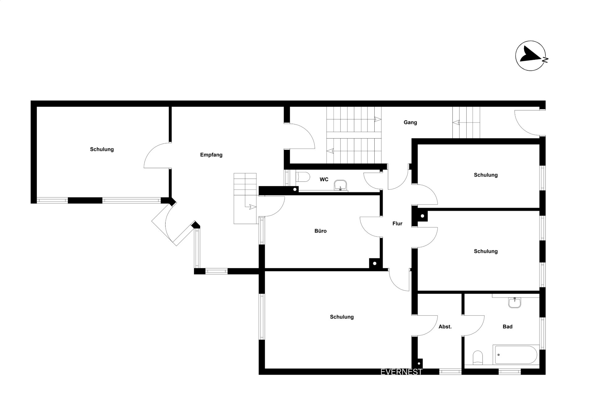 Grundriss mit mehreren Schulungsräumen, Büro, Empfang, WC, Bad und Abstellraum.