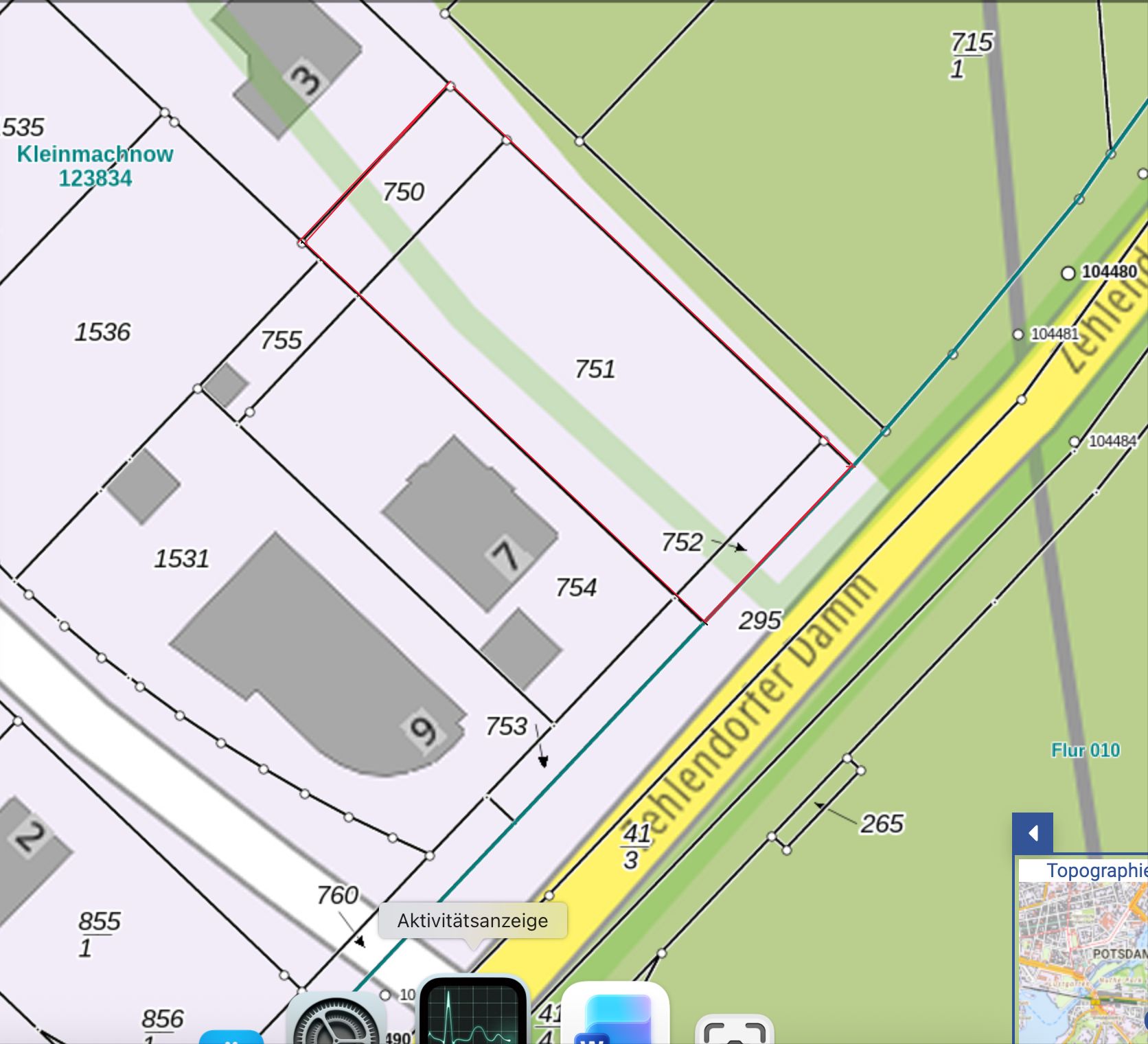 Kartenausschnitt mit Grundstücksnummern, Gebäuden und Straßen in Kleinmachnow.